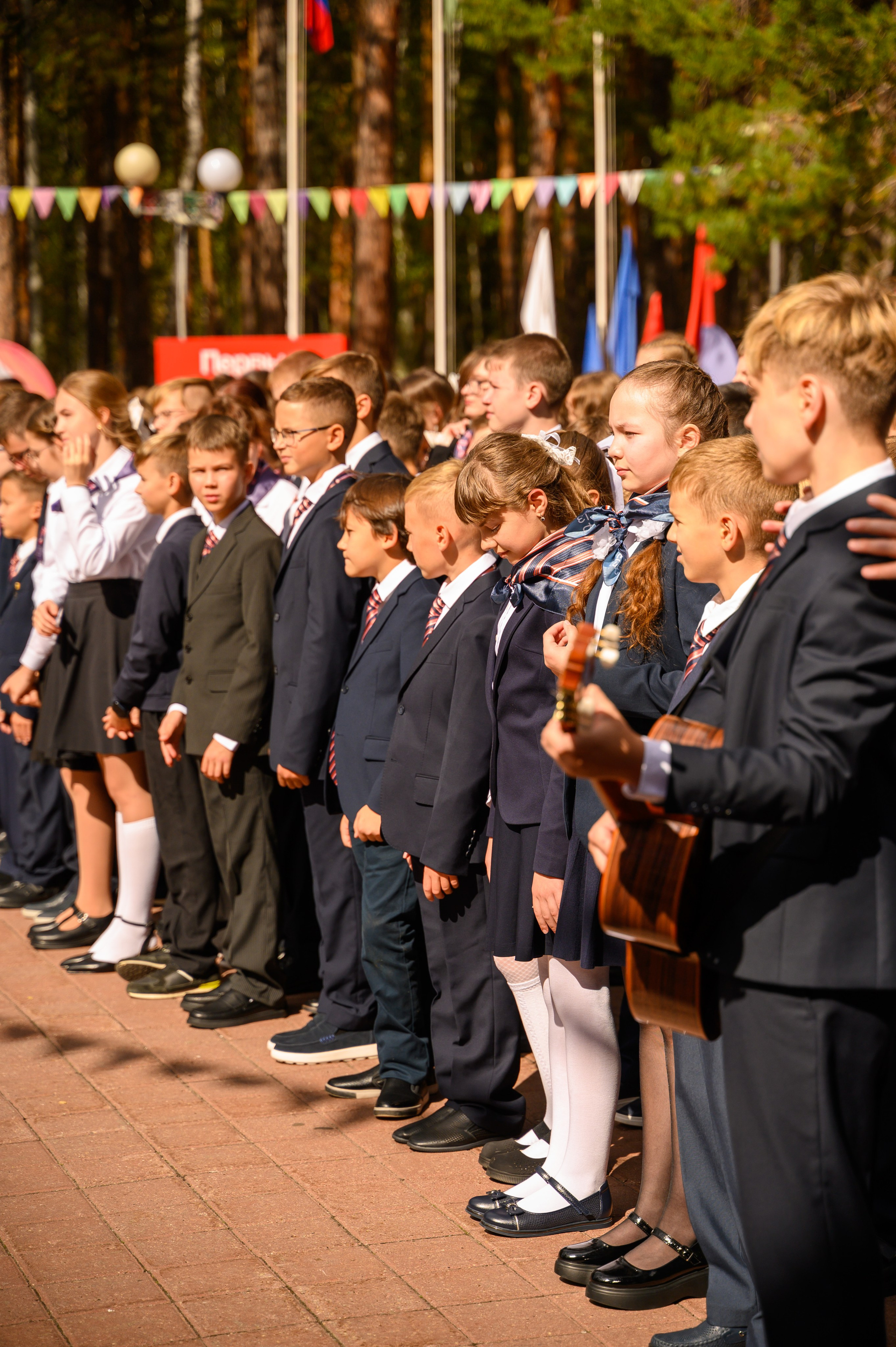 1 сентября линейка ФМШ. Фотограф новорожденных, семейный детский в Тюмени Татьяна Морозова