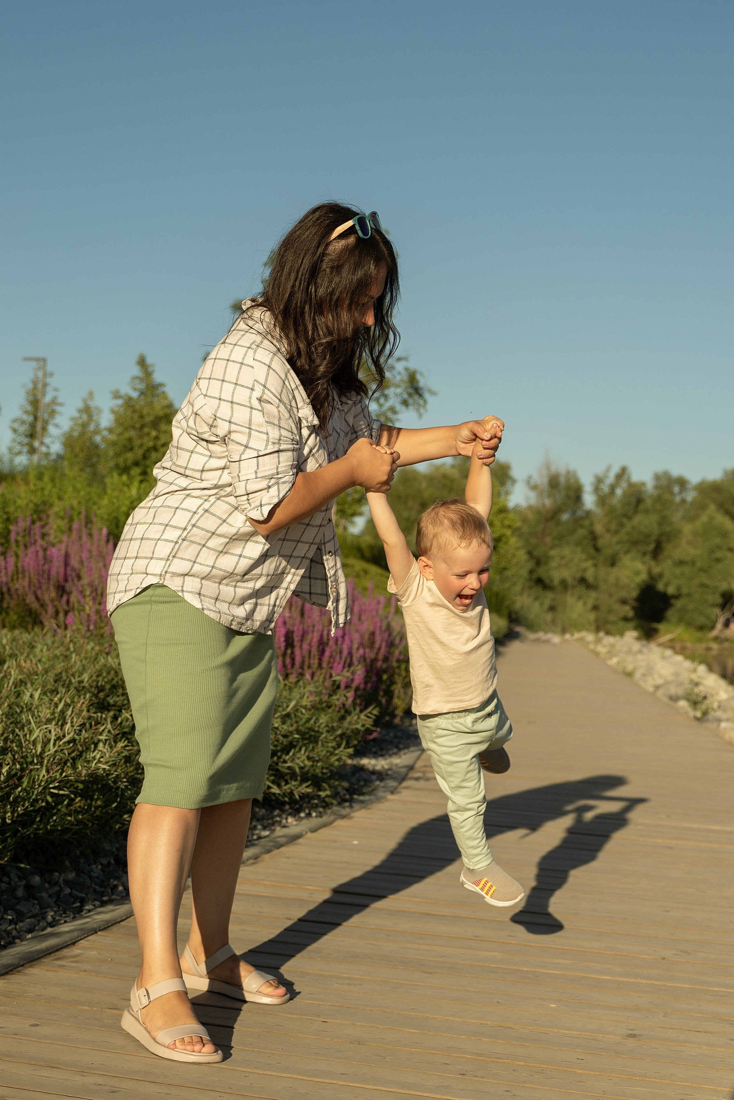 Семейная прогулка. Главная