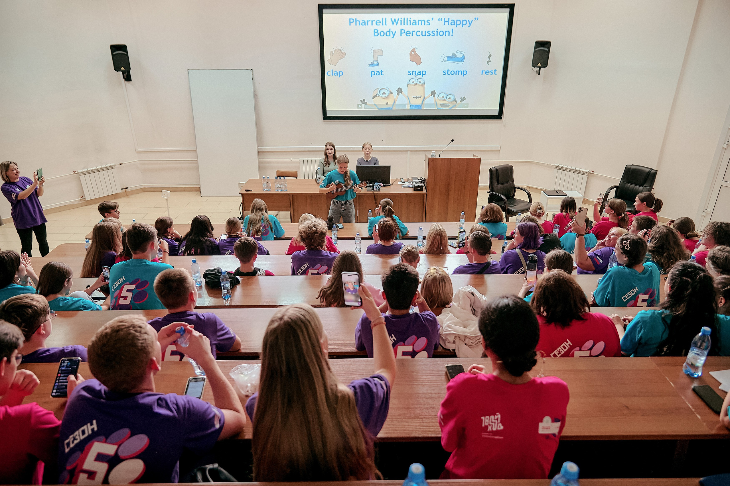 Большая перемена. Фотограф Яковлев Роман — Красноярск