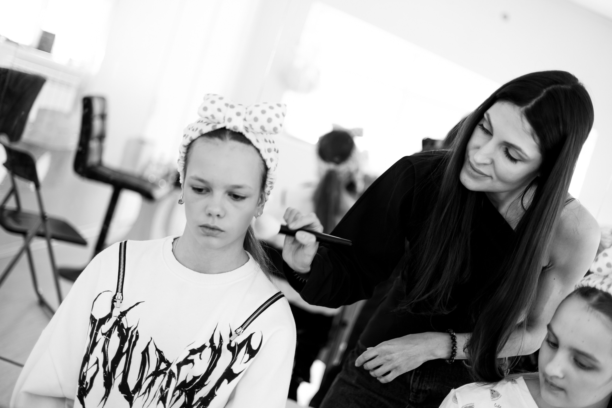 Мастер-класс макияжа для девочек 11-14 лет 29 марта. Фотоотчёт. Школа для девочек во Владивостоке — Само Совершенство