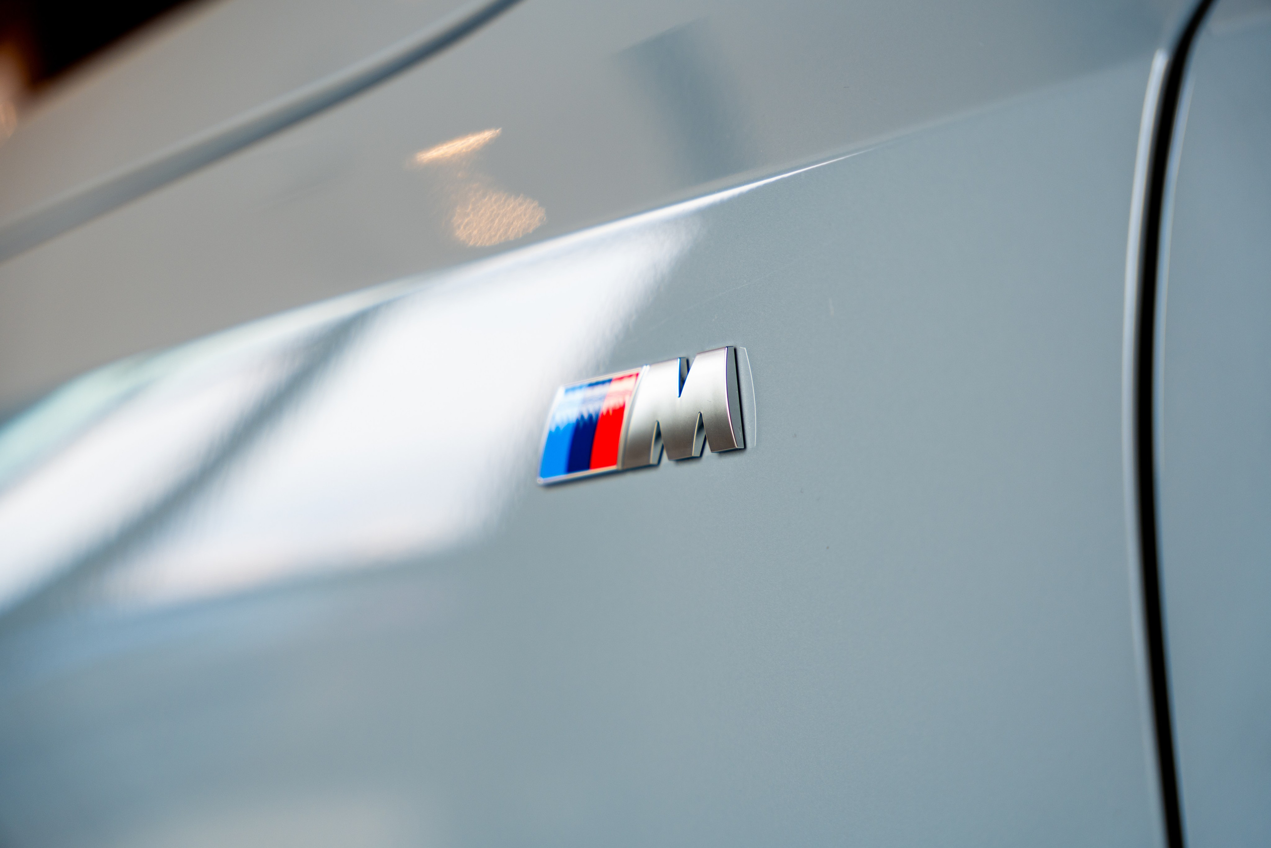 Интерьерная фотосъемка автосалона Elrus в Краснодаре. Zeekr, LiXiang Профессиональная фотосъемка интерьера премиум-автосалона в Краснодаре. Шедевры для Вас! Фотограф и Видеограф в Краснодаре Пахиев Руслан