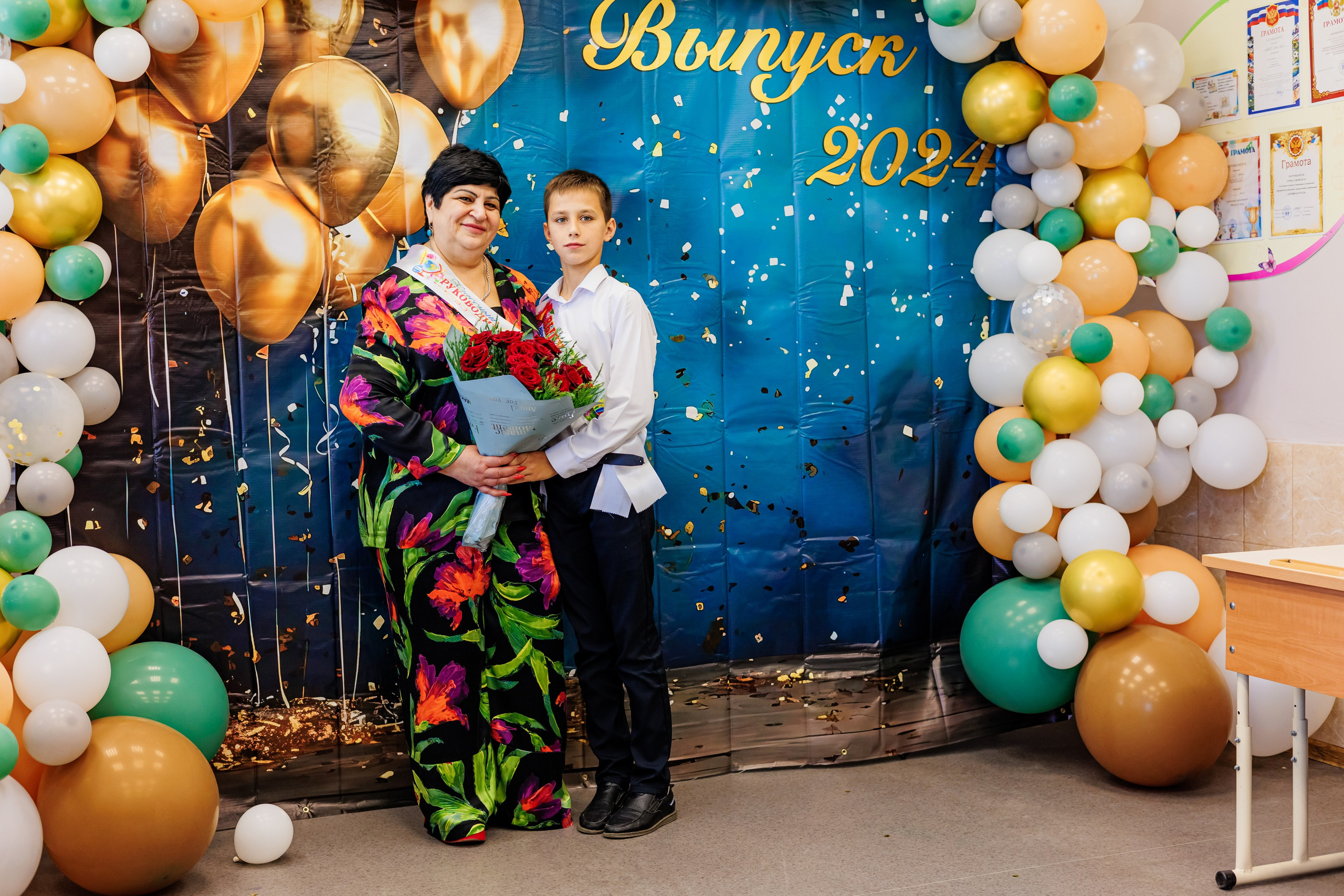 Выпуск 4а 25школа'24 год. Свадебный и семейный фотограф в Армавире