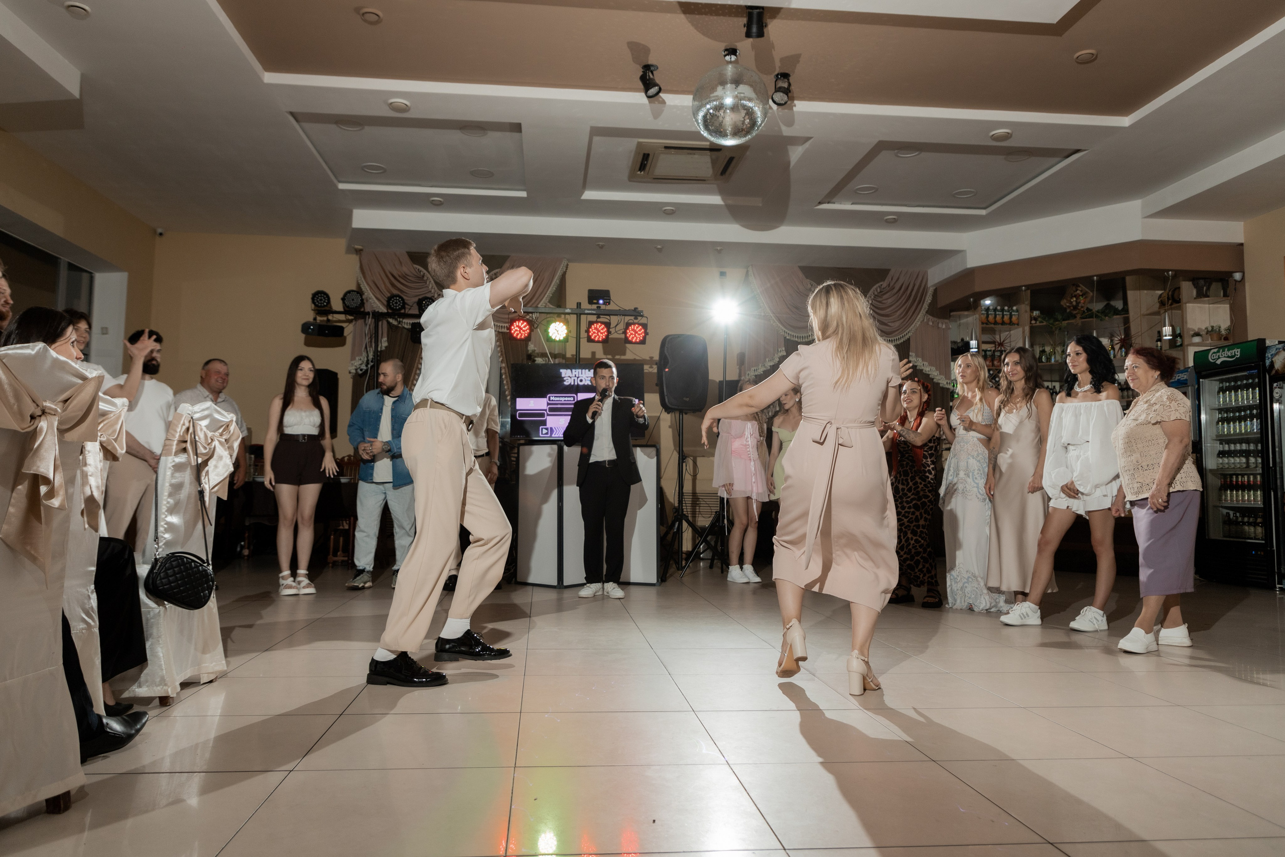 Роман и Александра (банкет). Свадебный фотограф Ангелина Сунгатулина | Саратов | Балаково | Вольск