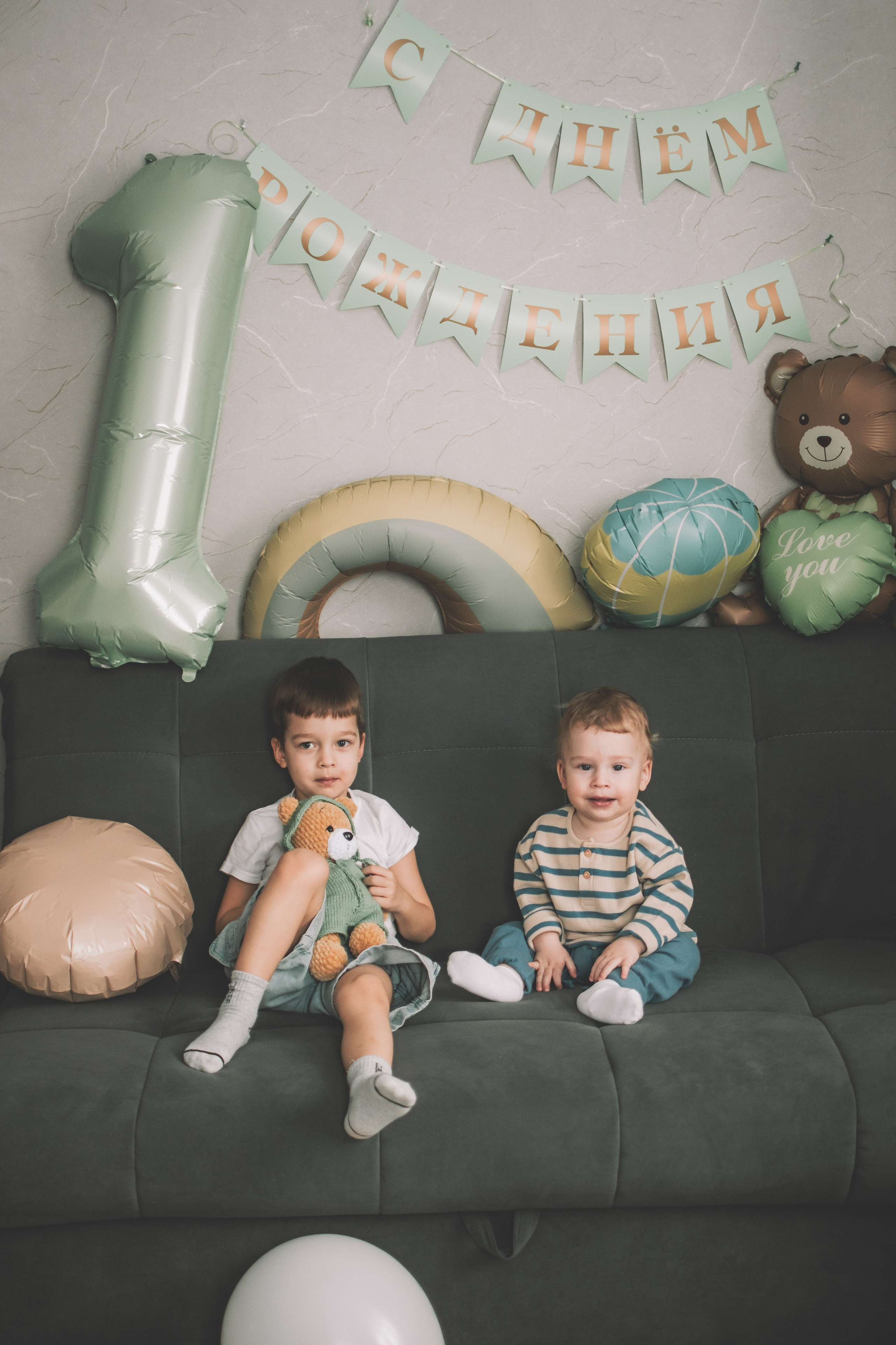 Годовасие в кругу семьи. Семейный и свадебный фотограф Губкинский и Ставрополь