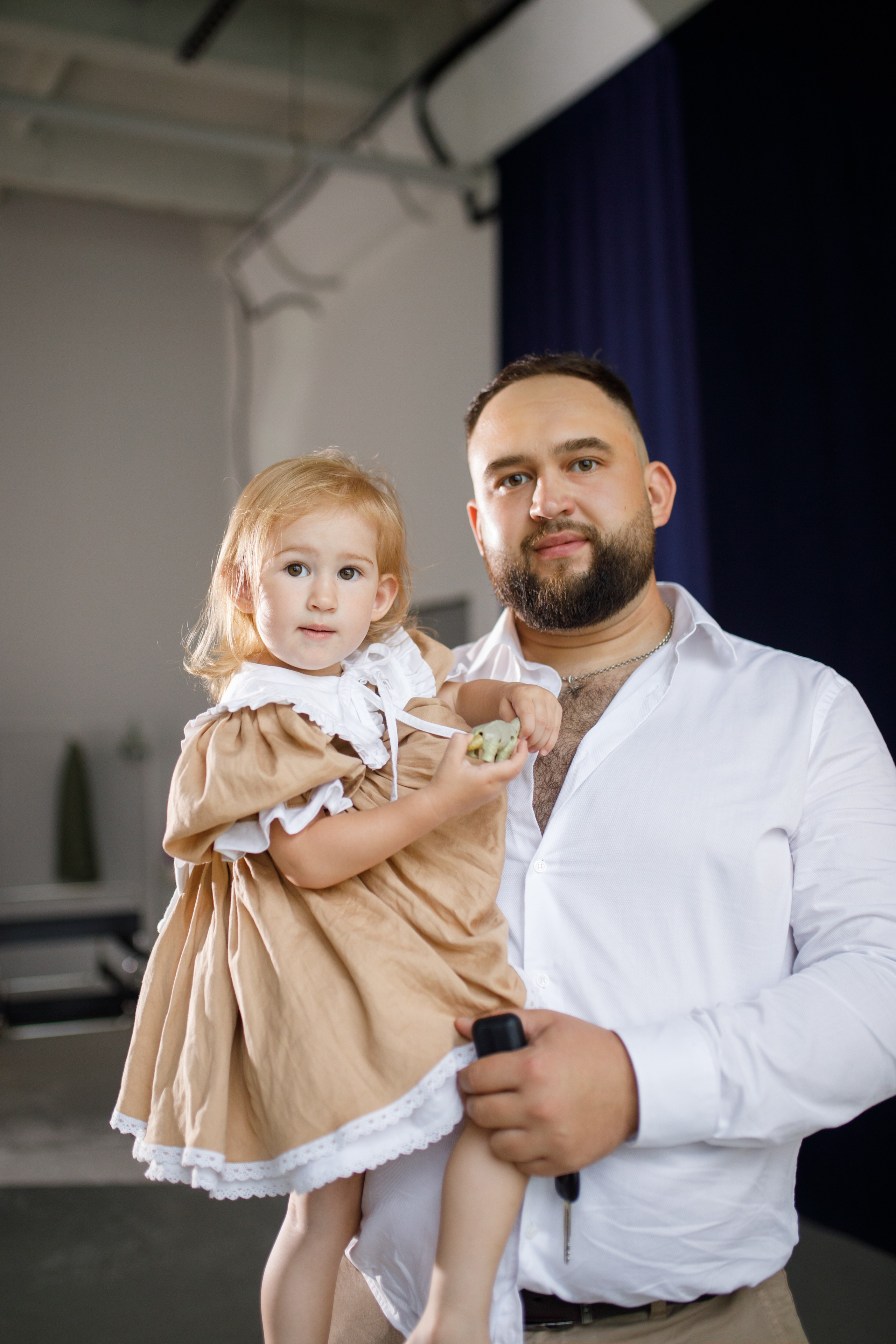 Семейная фотосессия в студии 2 года Валерии. Фотограф в Уфе Ирина Идрисова