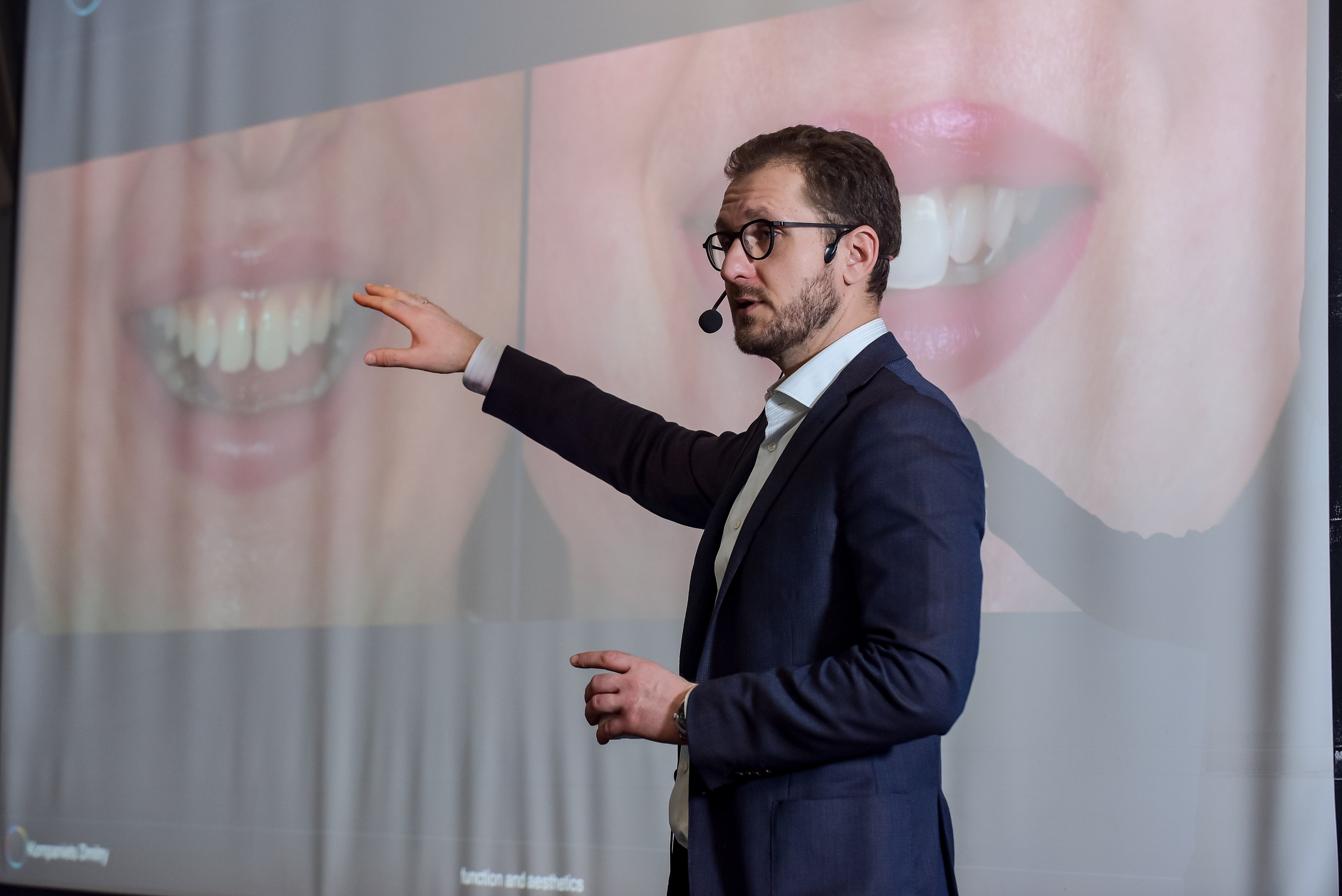 Курсы и тренинги. Анастасия Петрович фотограф, фотокорреспондент в Москве и Санкт-Петербурге. Фотосъёмка репортажа, мероприятия, корпоративная съёмка, контент
