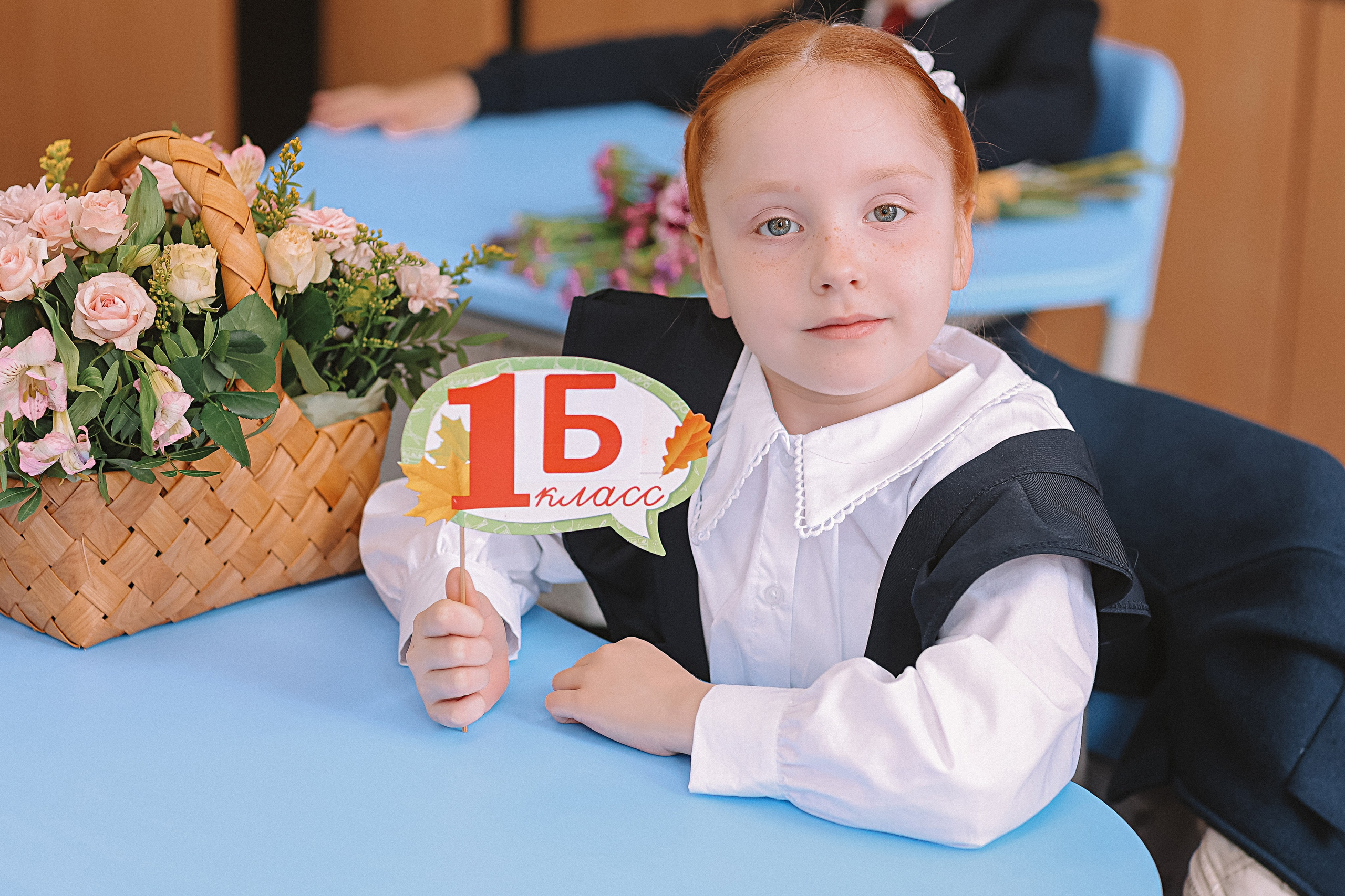 1 сентября линейка+кл час+портреты. Семейный фотограф Тюмень, фотограф на роды Салмина Мария