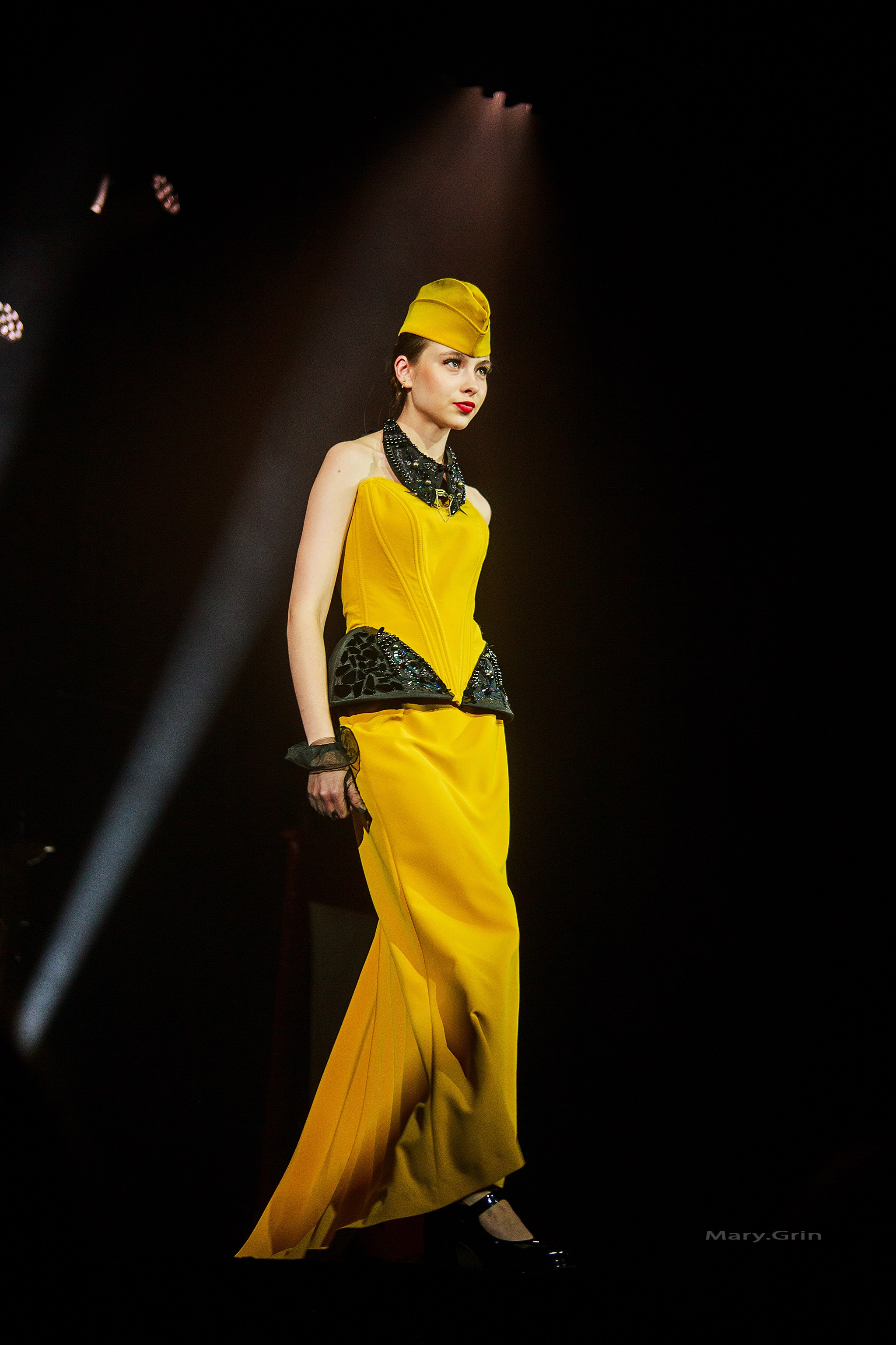 Подиумный спектакль «стиль Надежды» 2025. Детский и семейный фотограф, фотограф мероприятий Нижний Новгород