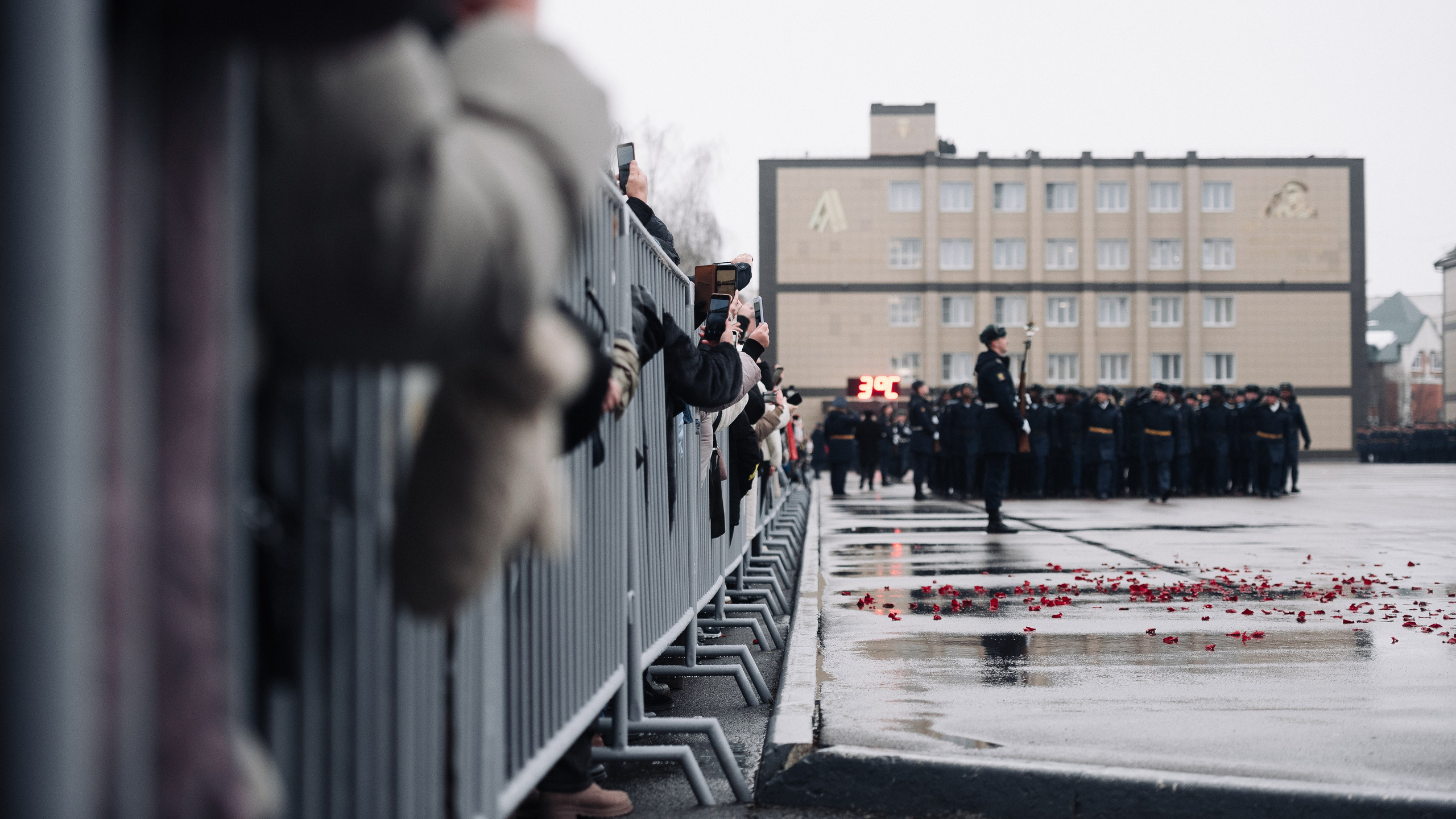 Выпускные высших учебных заведений. Свадебный и репортажный фотограф