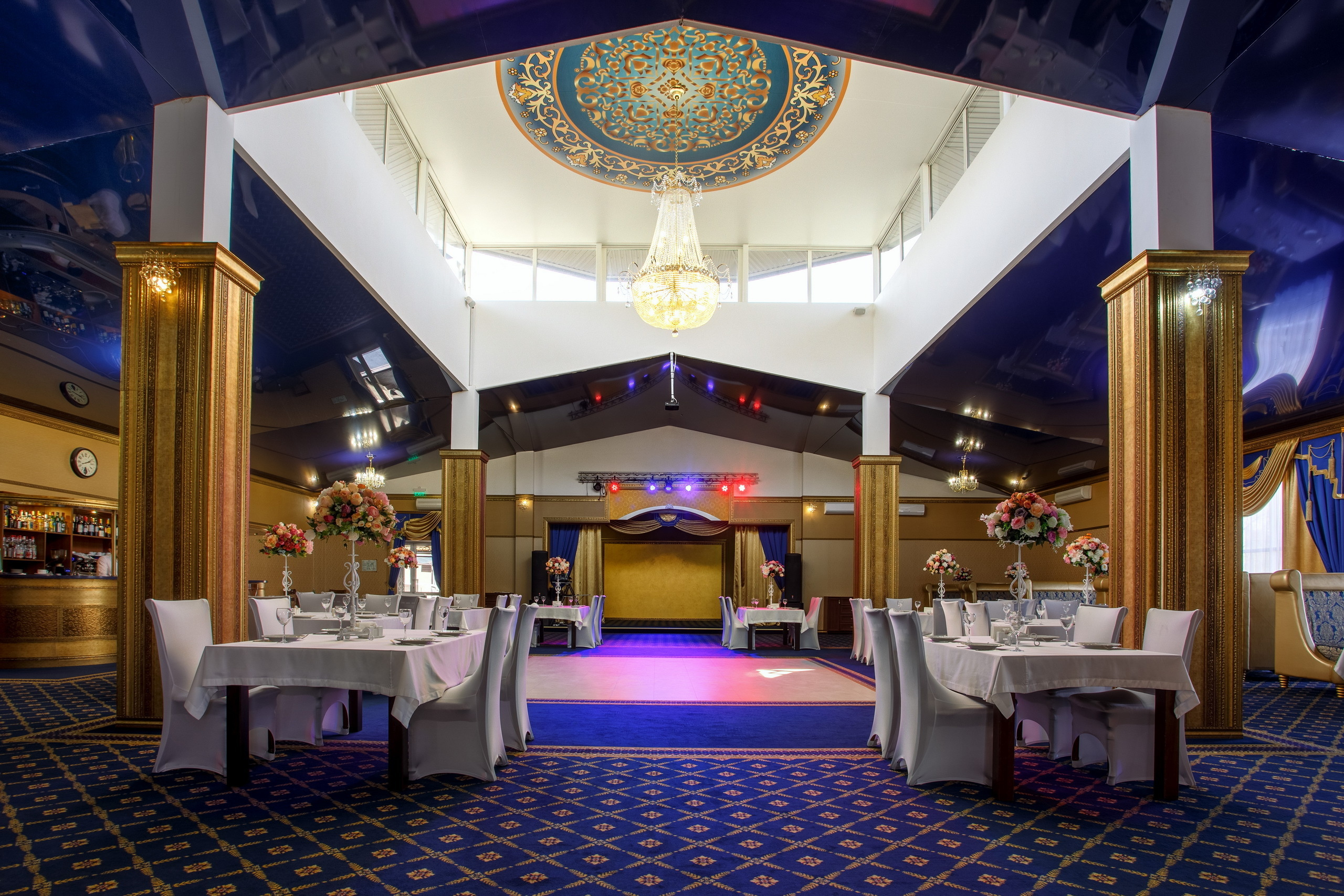 Отель Адиюх Пэлас 4*. Профессиональный фотограф в Ростове-на-Дону Станислав Бурдон