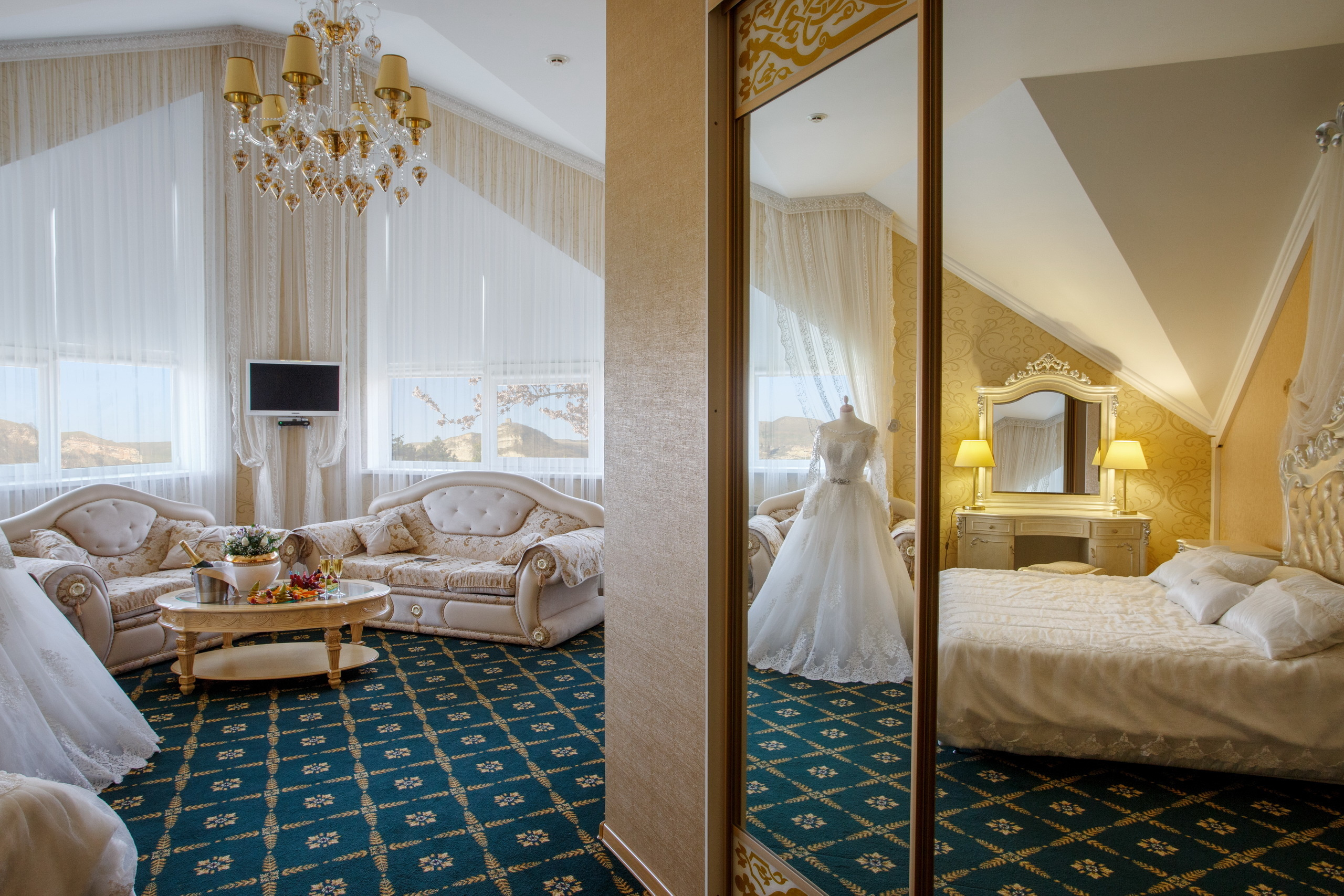 Отель Адиюх Пэлас 4*. Профессиональный фотограф в Ростове-на-Дону Станислав Бурдон