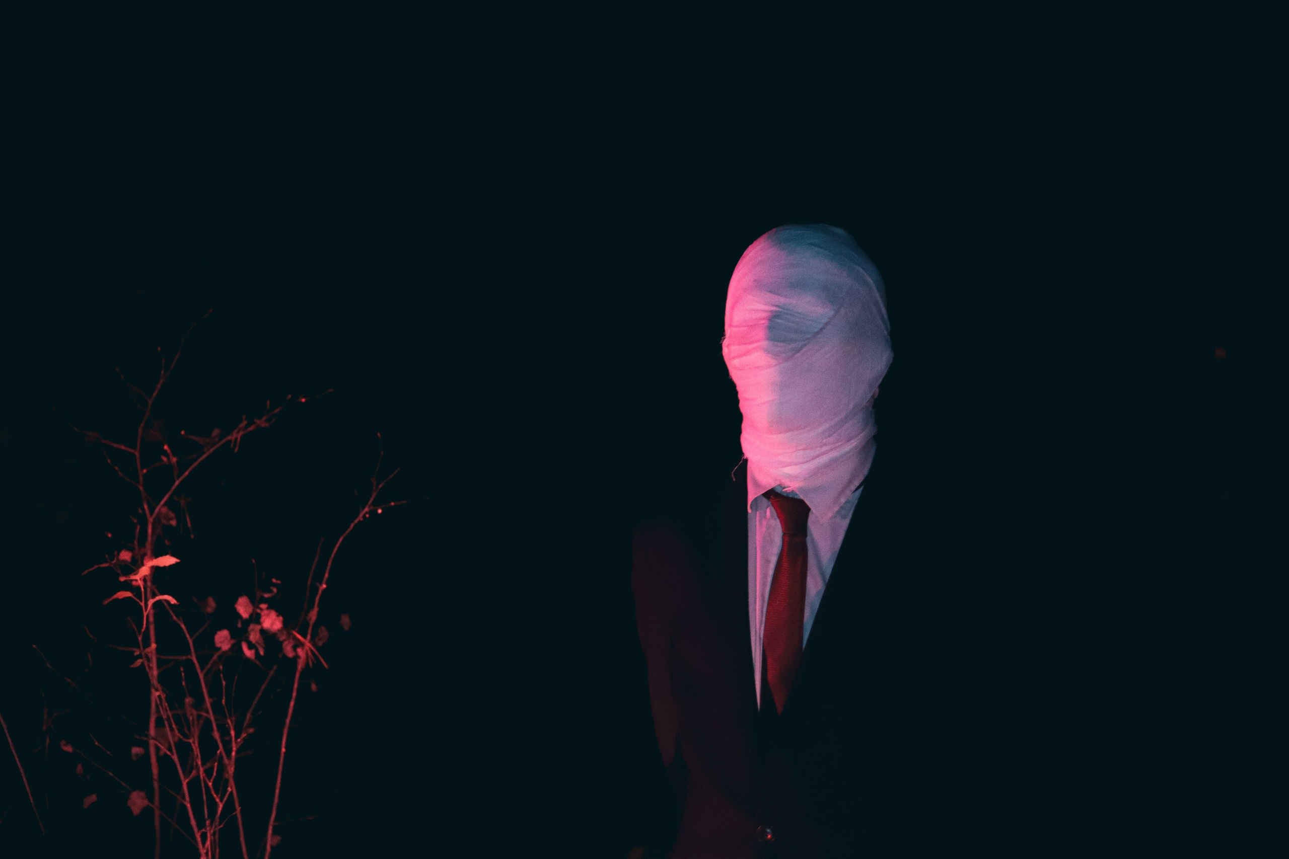 Фотосессия по фильму слендермен. Ивентный фотограф в Санкт-Петербурге Олег Комков