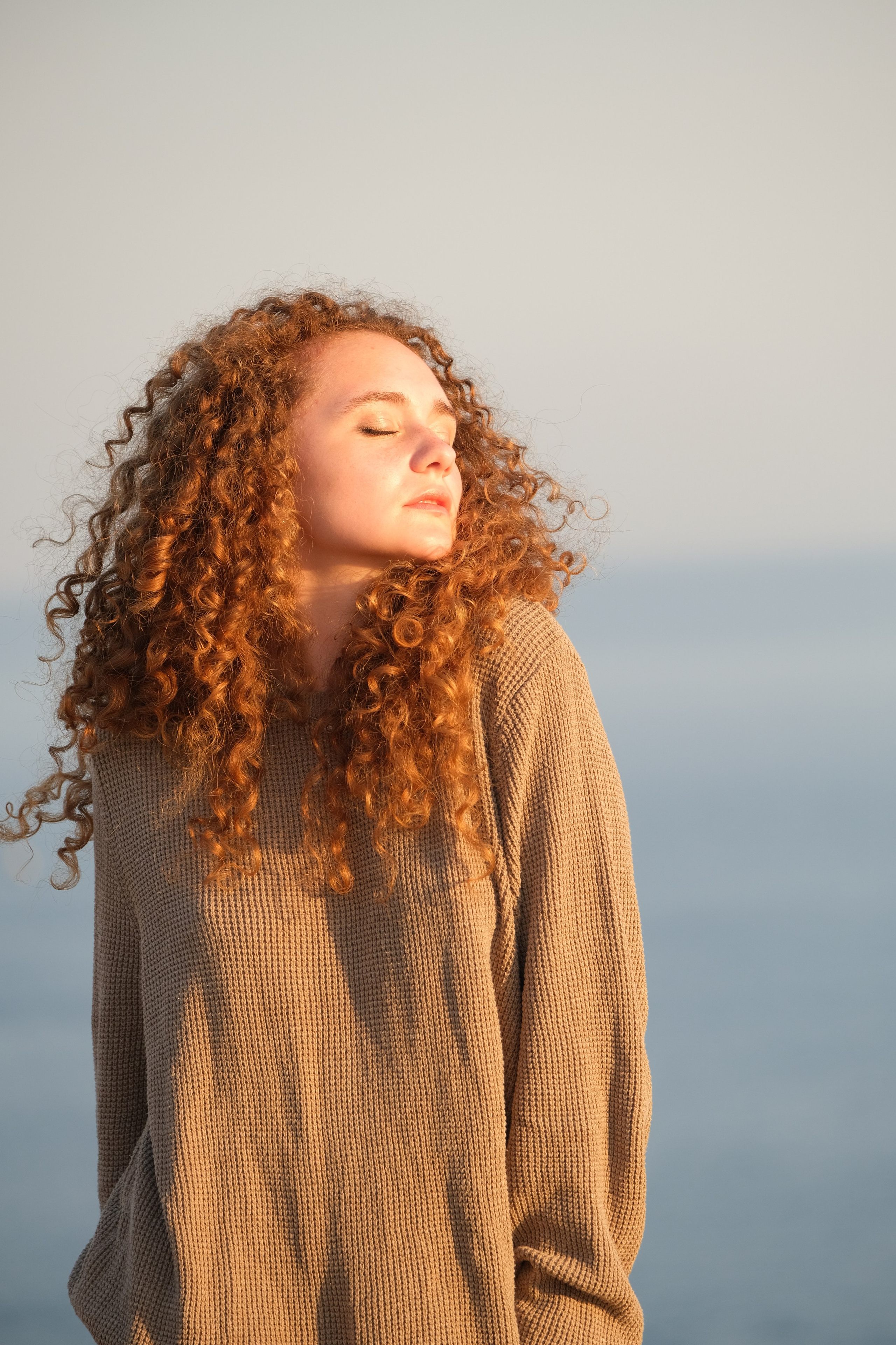 Портретная фотосессия Киры в Балаклаве, Крепость Чембало. Профессиональная фотосъемка в Крыму. Натуральные эмоции и живые кадры. Забронируйте дату прямо сейчас!