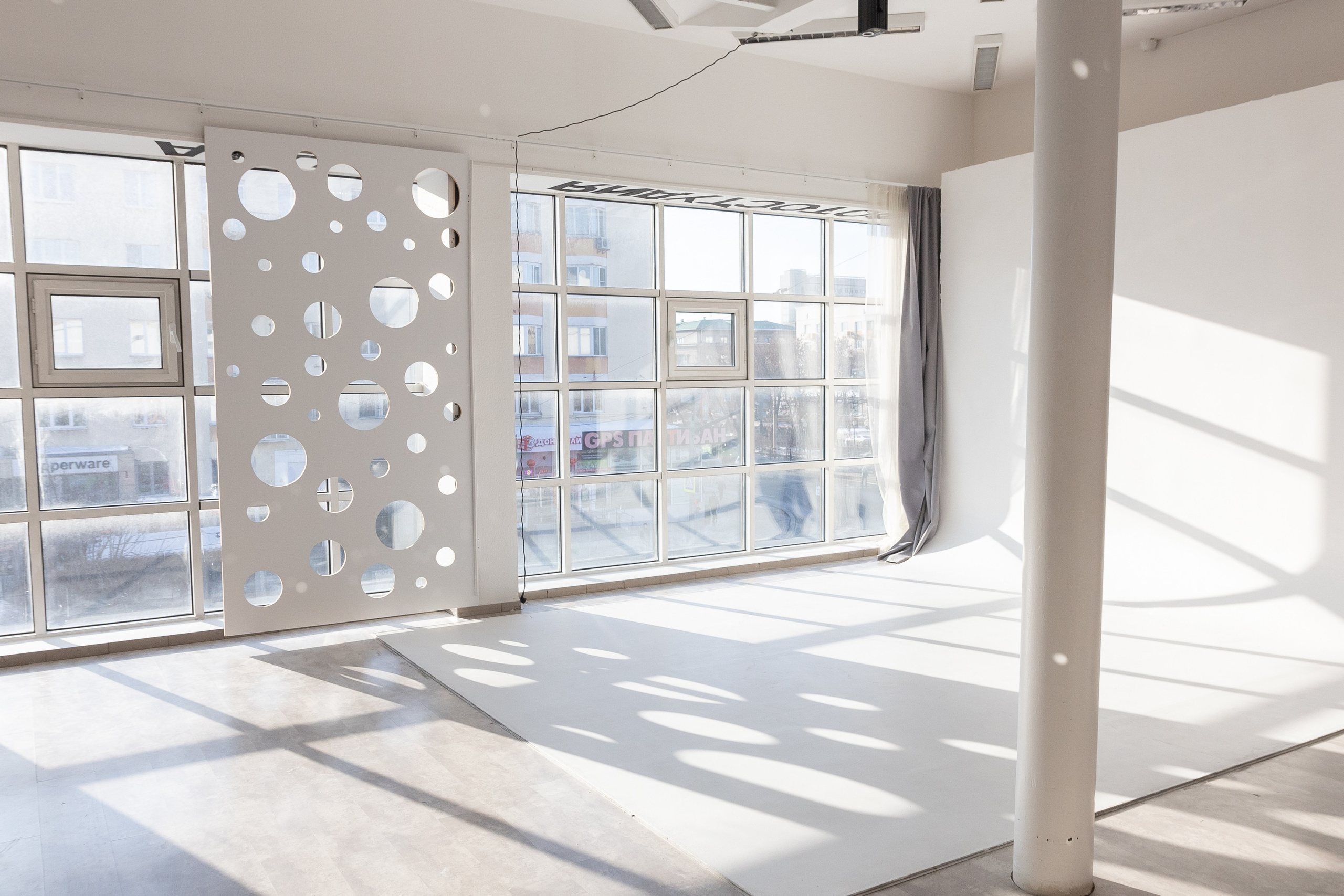 Фотостудия LUNA — аренда циклорамы и фотозон в Екатеринбурге