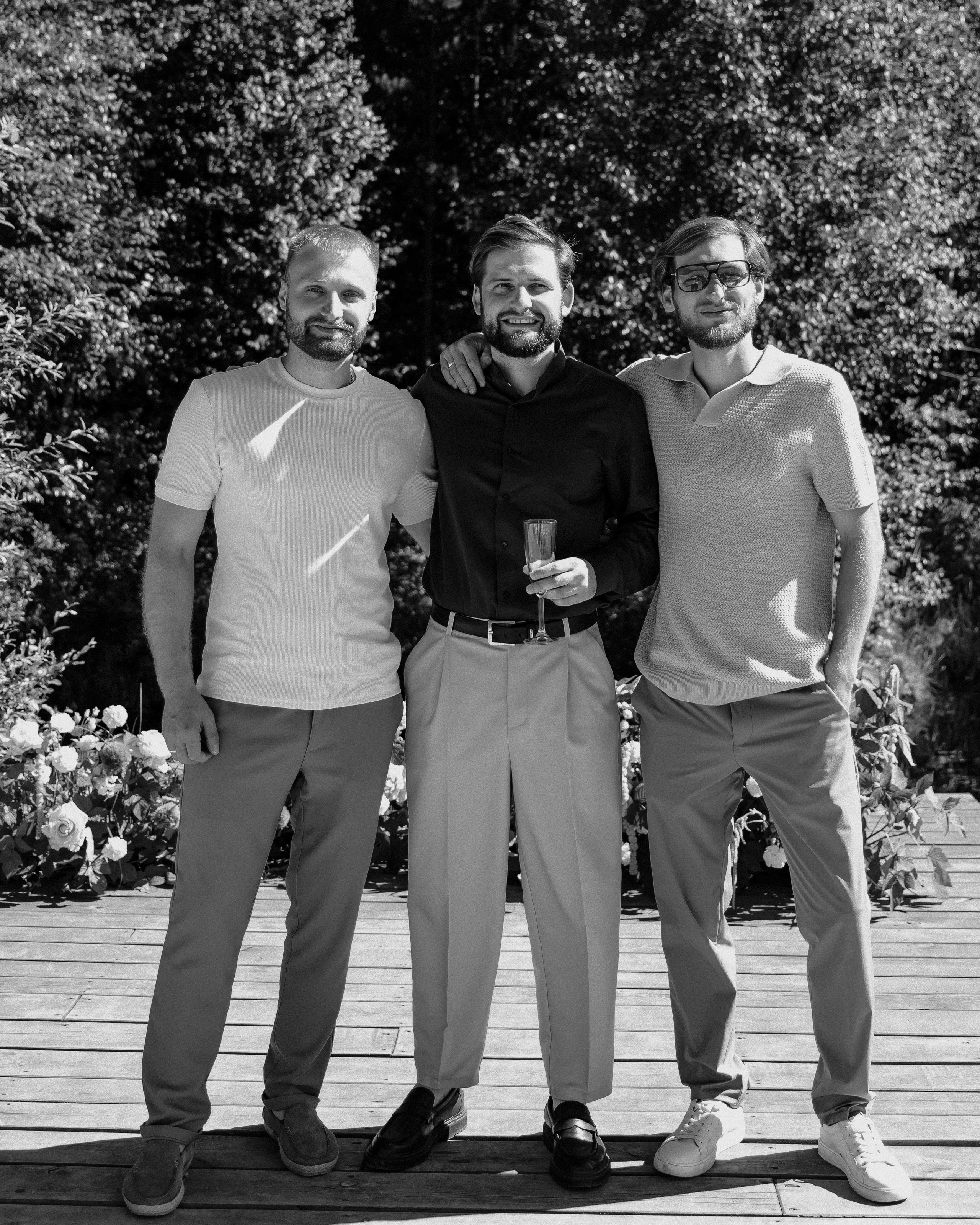 Плюс тридцать градусов на лужайке. Фотограф Андрей Куськало