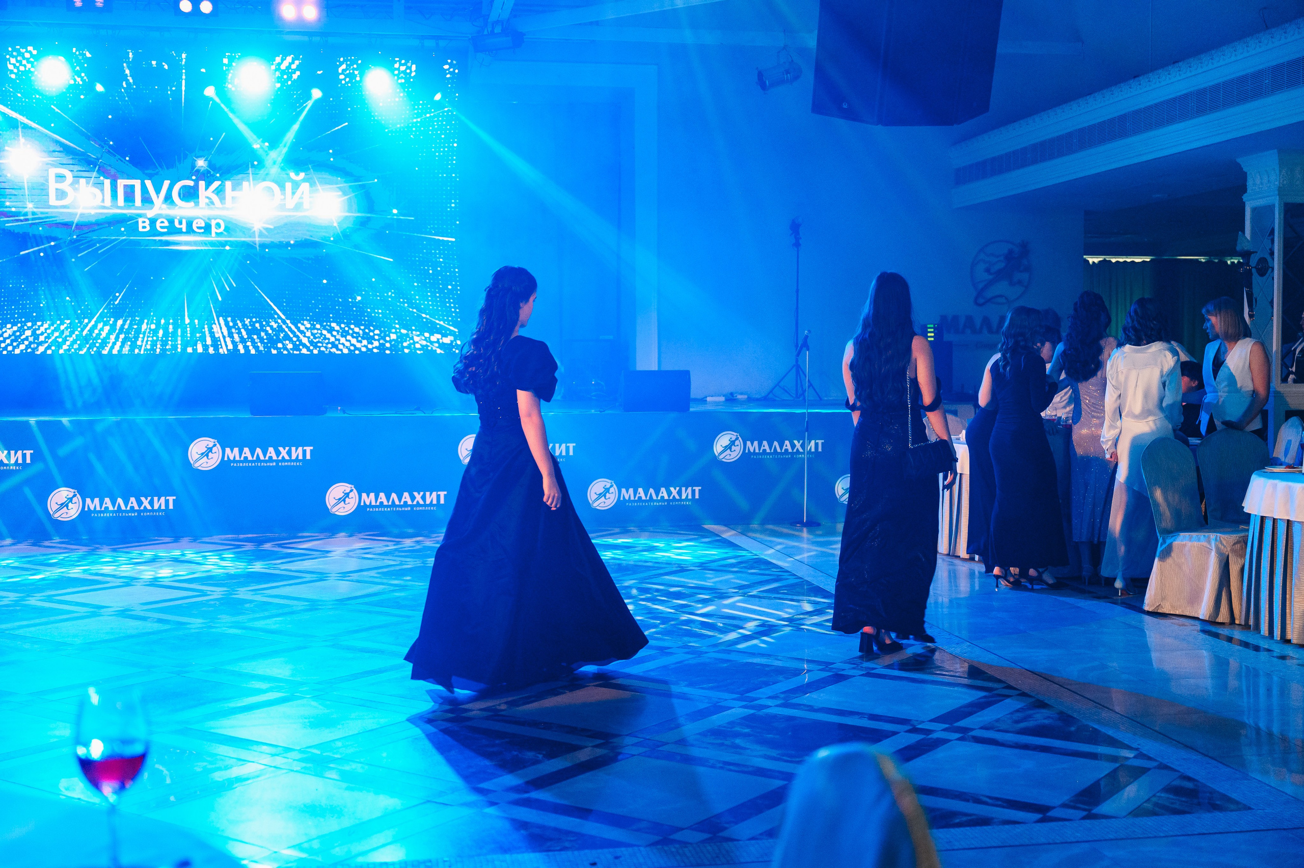 Выпускной в Малахите. Wedding and family photographer USA