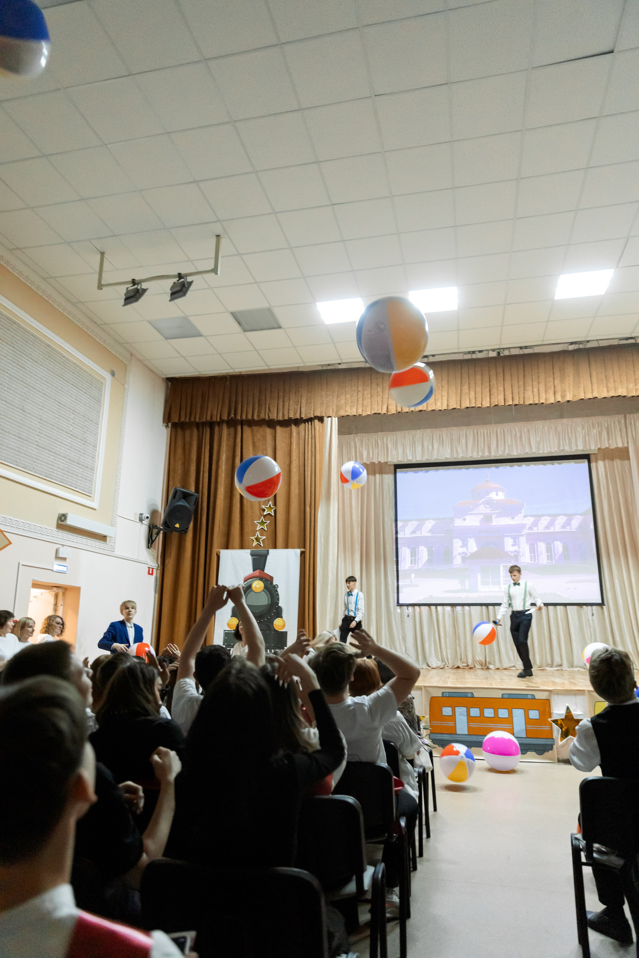 Выпускной шк 88 9-е кл. 24.05.2024. Свадебный и Семейный фотограф г. Ижевск Гульназ Солдатова. Гульназ фото