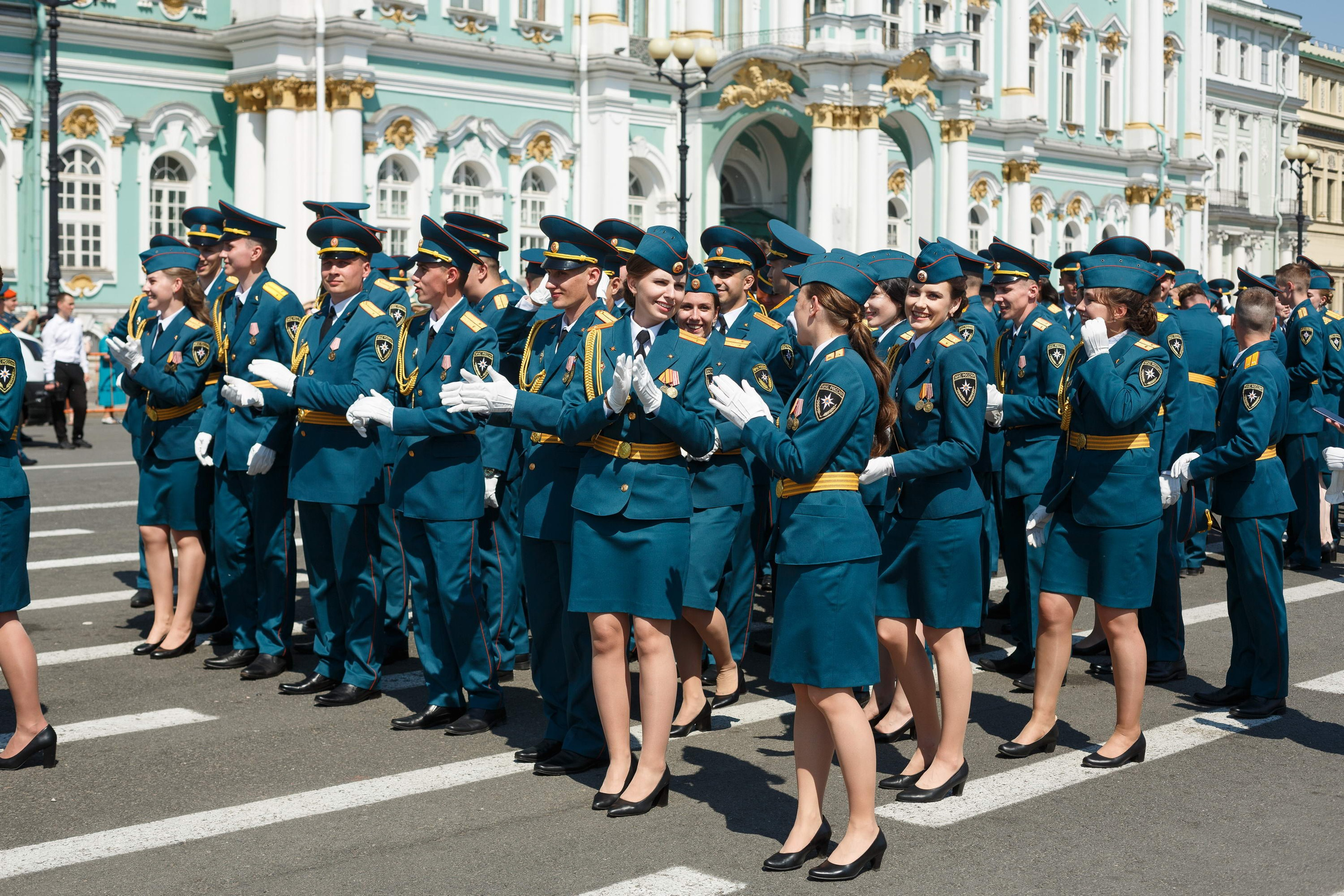 Выпуск офицеров СПб УГПС МЧС России. Свадебный фотограф Игорь Брундасов 8PHOTO на свадьбу венчание загс СПб