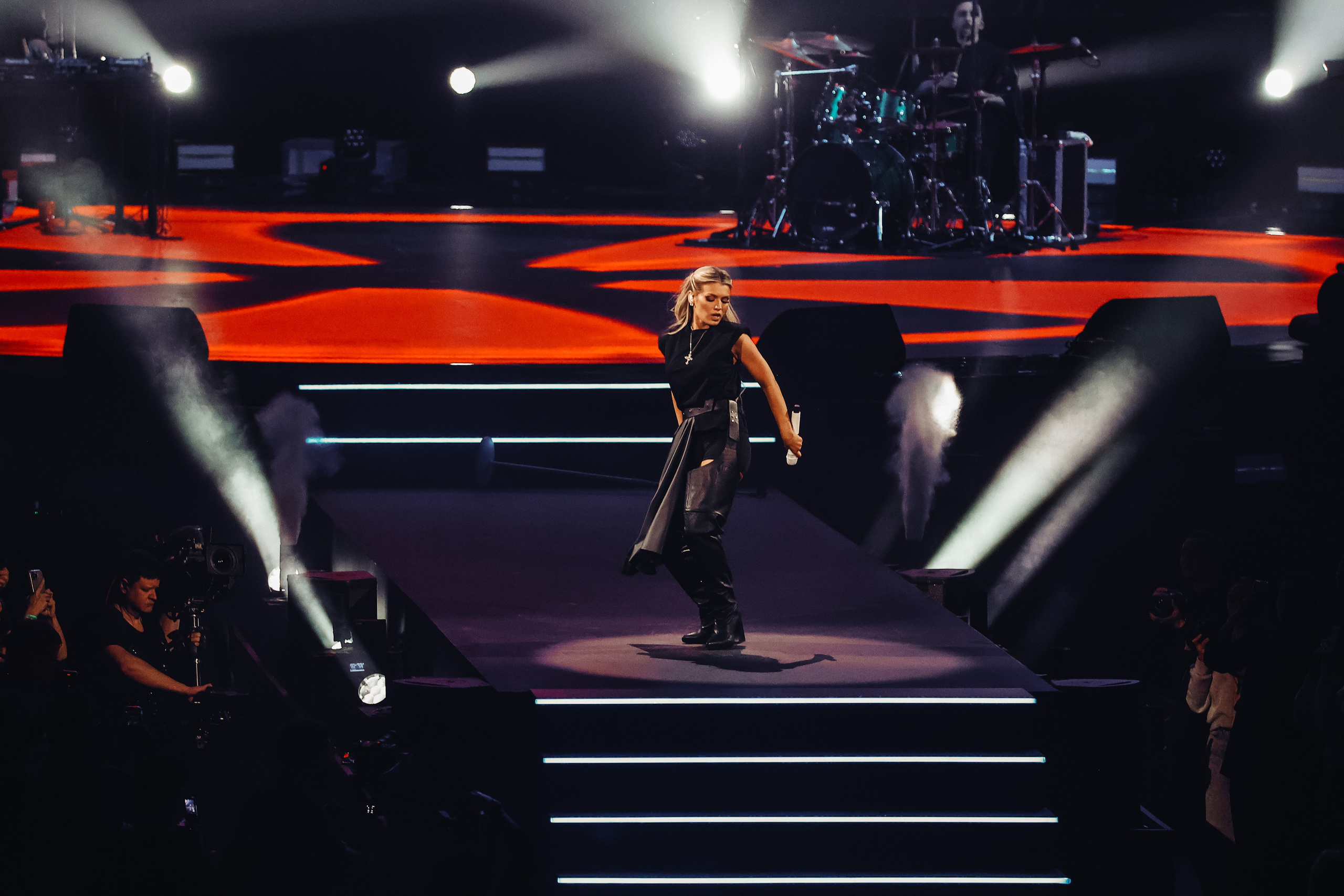 ПЕРВАЯ ЛЕДИ @LIVE ARENA