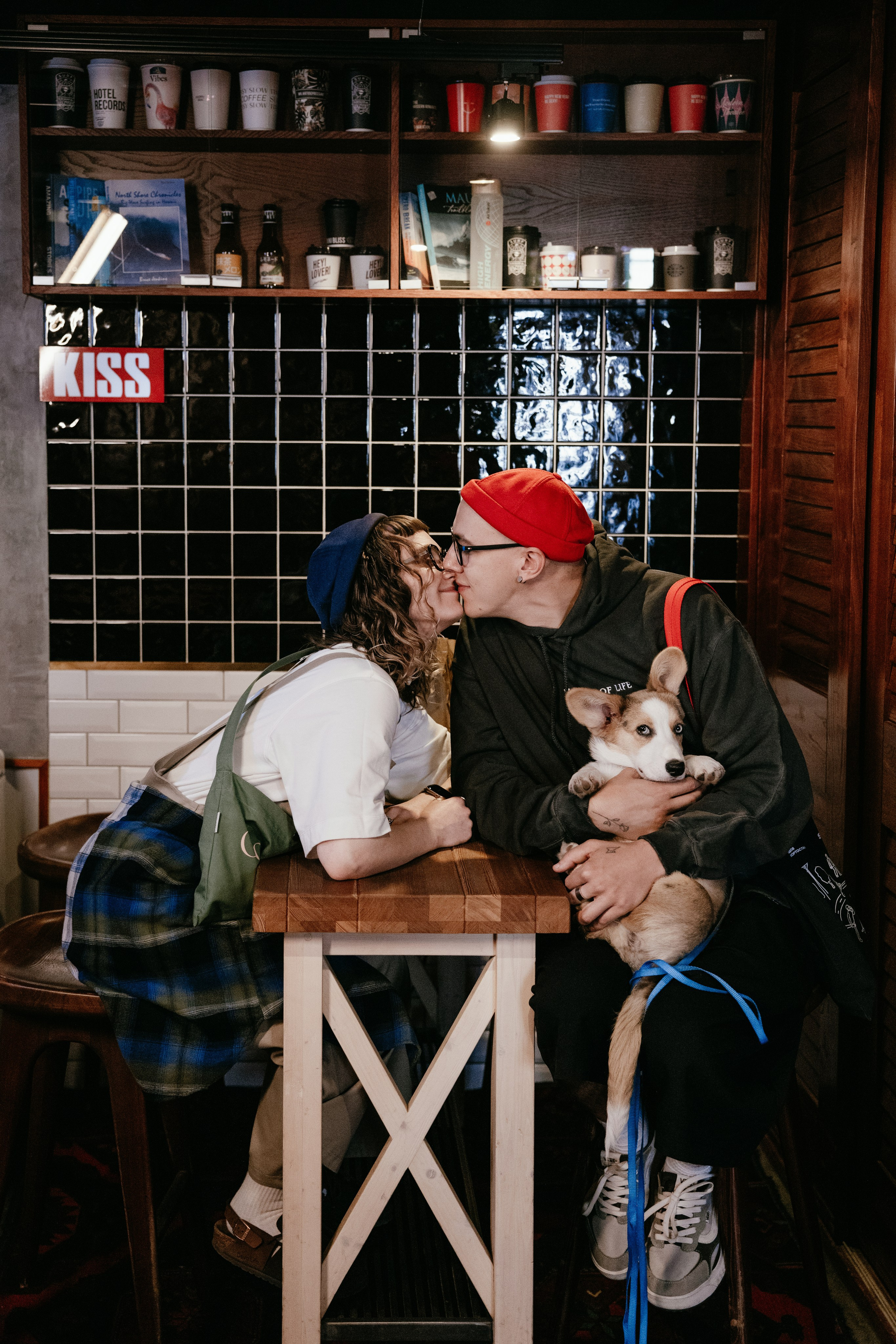 Не все дома