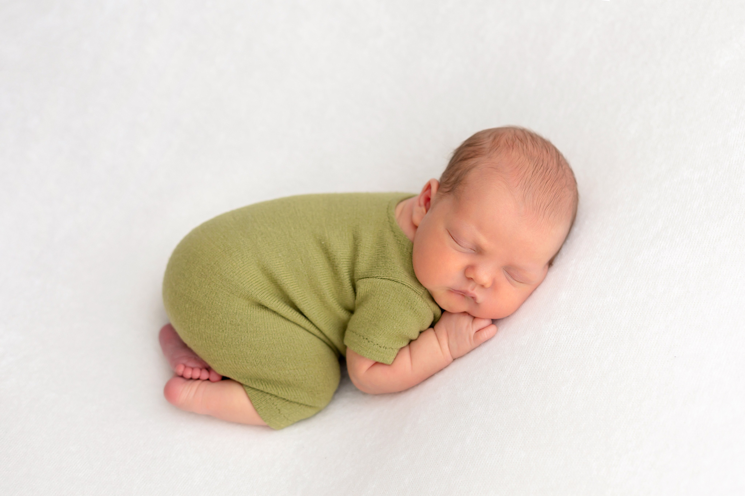 Новорожденные до 28 дней. Фотограф новорожденных в Тюмени