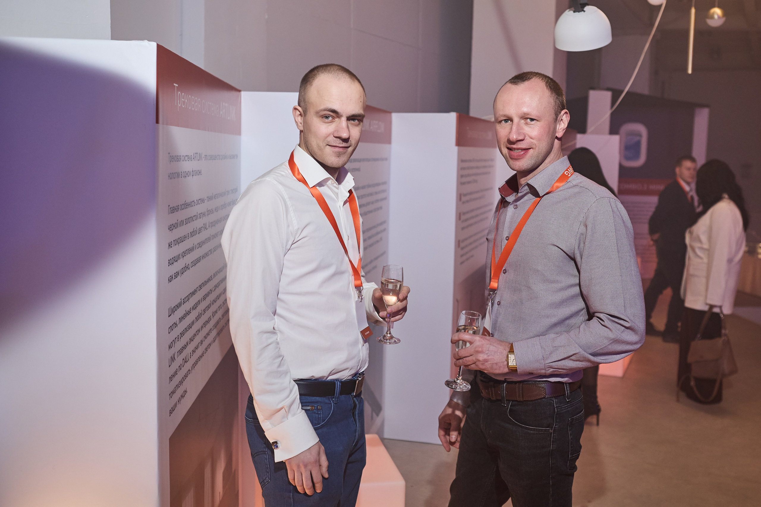 SWG. Антон Гошовский - свадебный и семейный фотограф в Москве и Крыму