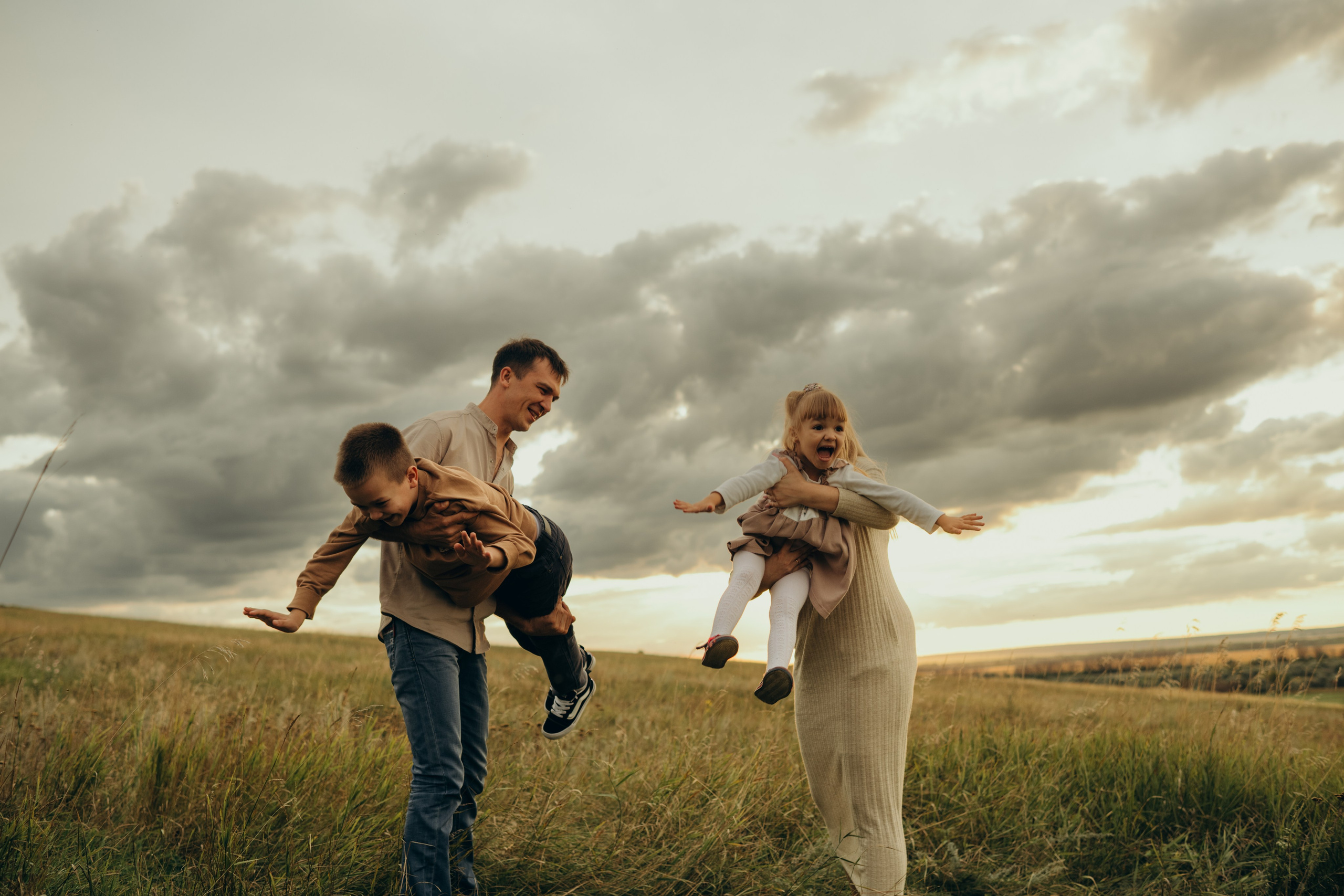 Даша Даня Ксюша Илья Саша и Ева. Свадебный и семейный фотограф в Самаре Головань Наталья