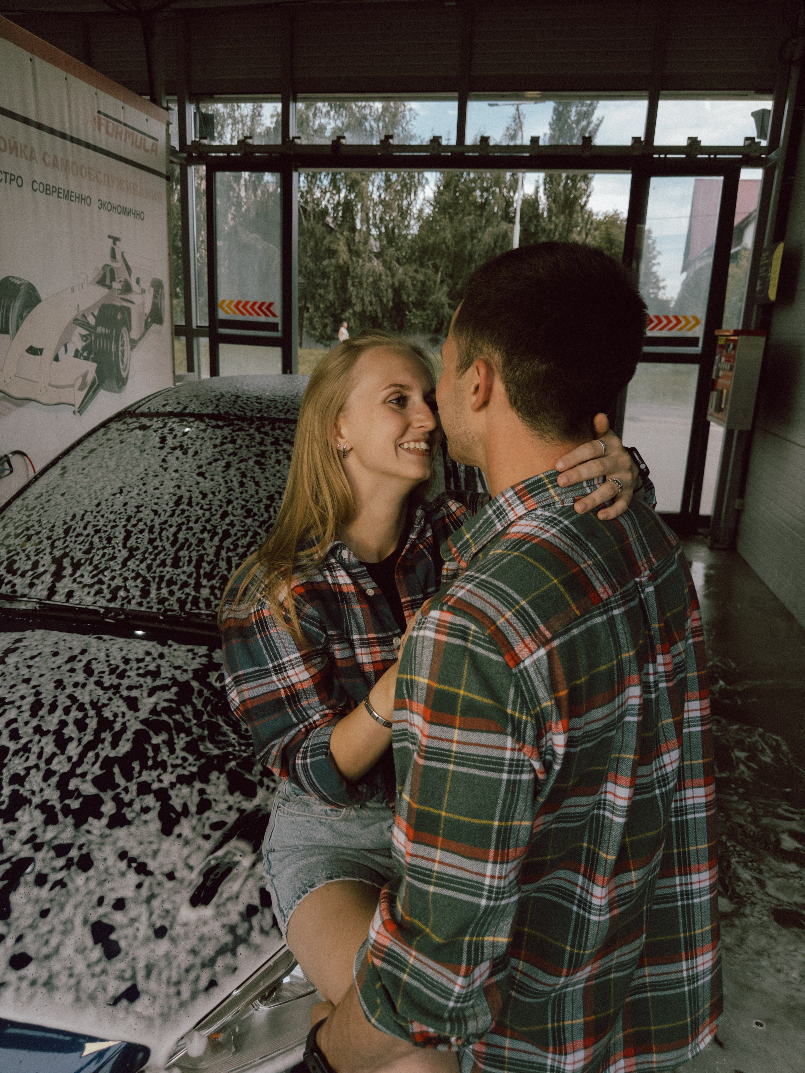 Романтика на автомойке. Фотограф Барнаул Софья Бояринова