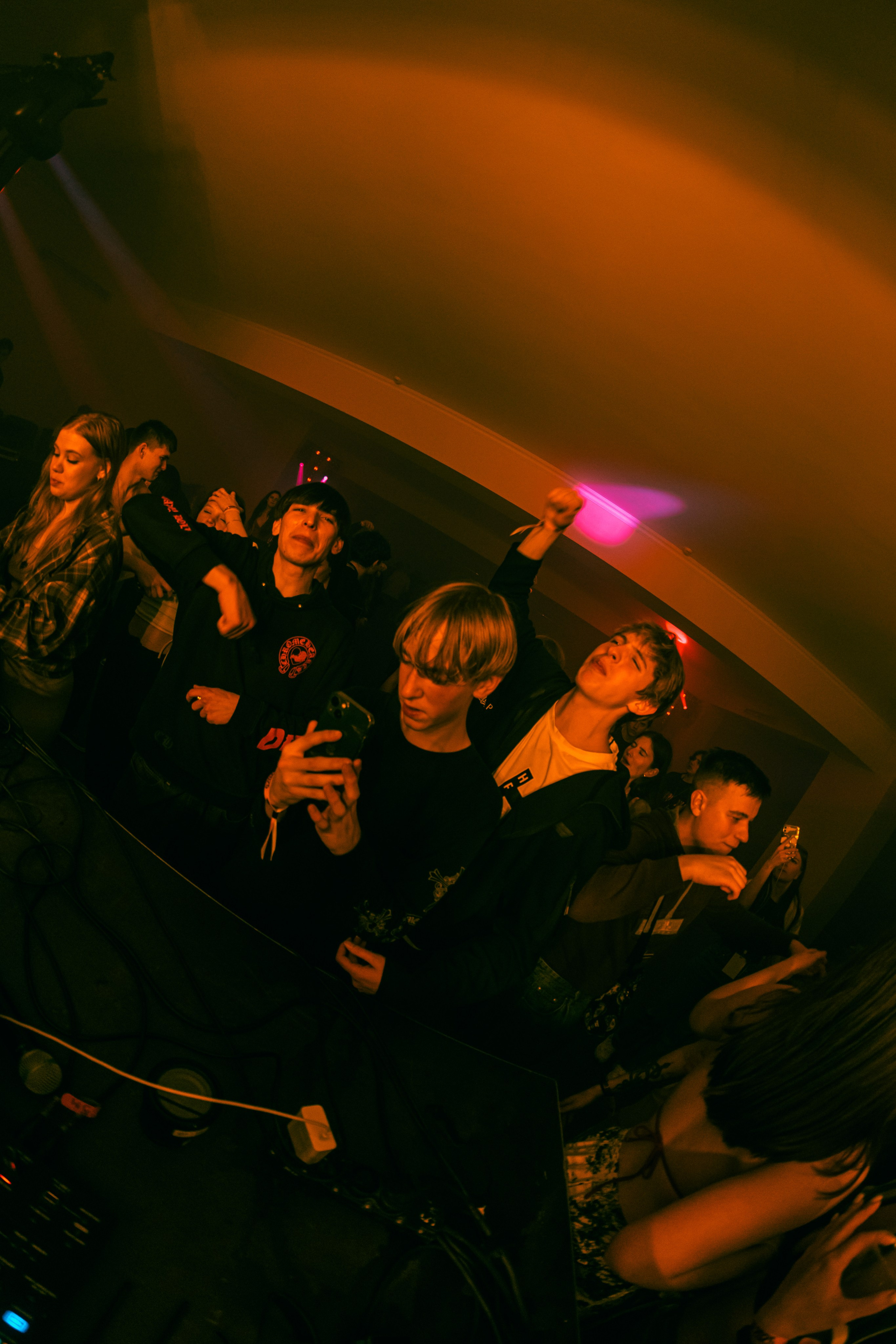 ZHARA TOUR DOMBAY | 2025 | PART1. ZHARA CREW