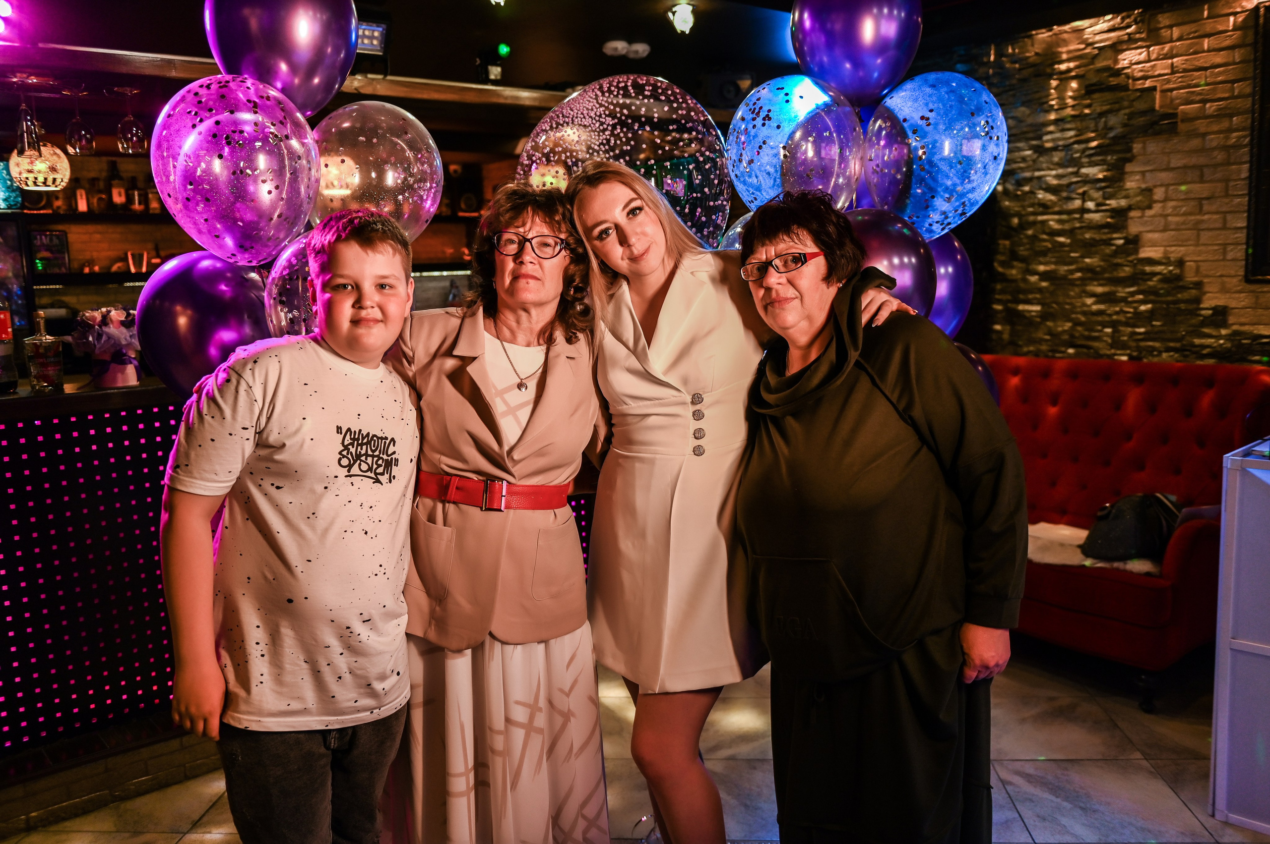 День рождения. Свадебный, семейный, детский, контент фотограф в Омске Максим Ильин