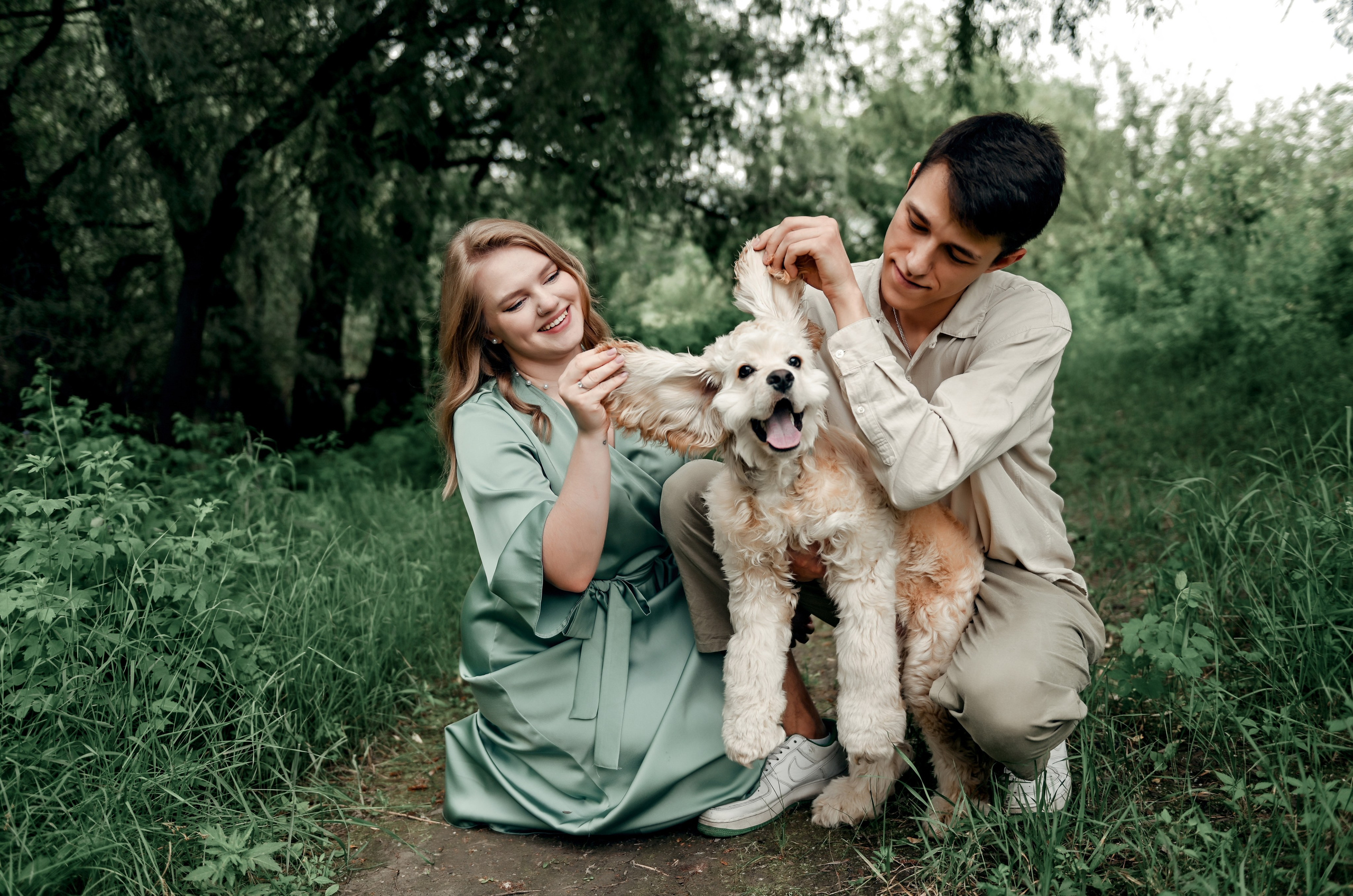Love story прогулка вместе с песиком))). Свадебный, семейный, детский, контент фотограф в Омске Максим Ильин