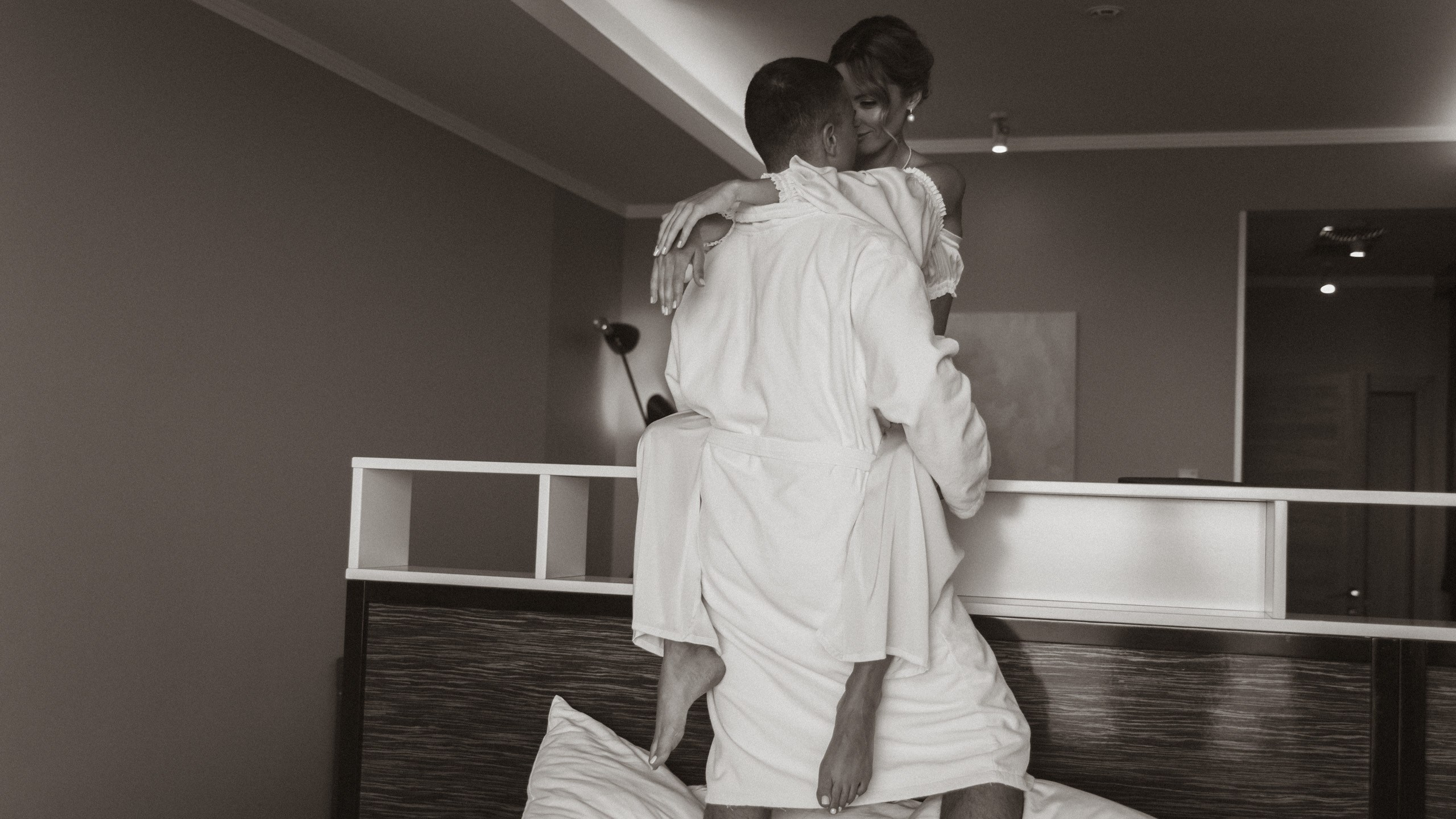 На кабриолете. Фотограф и Видеограф Анапа, Новороссийск, Краснодар. Алина и Женя