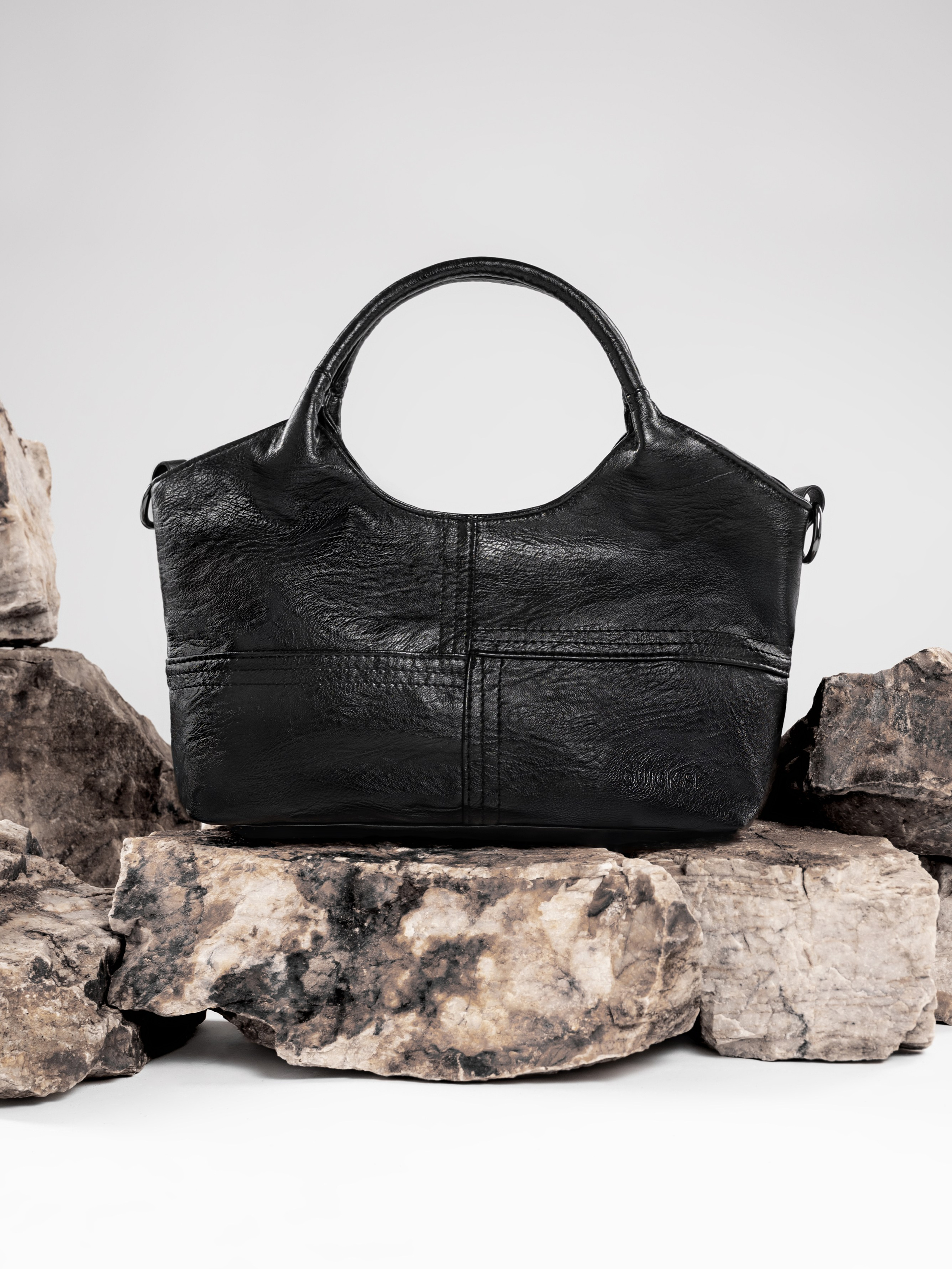 Q Кожаные сумки женские предметка серия 4. Предметный фотограф, фото для маркетплейсов Пятигорск, КМВ