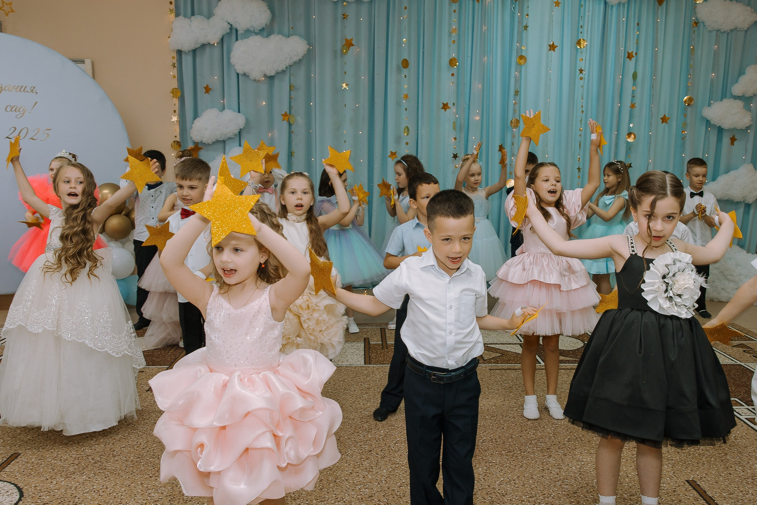 Выпускной в ДС -29. Выпускные альбомы Натальи Бутко: Новороссийск, Анапа, Геленджик