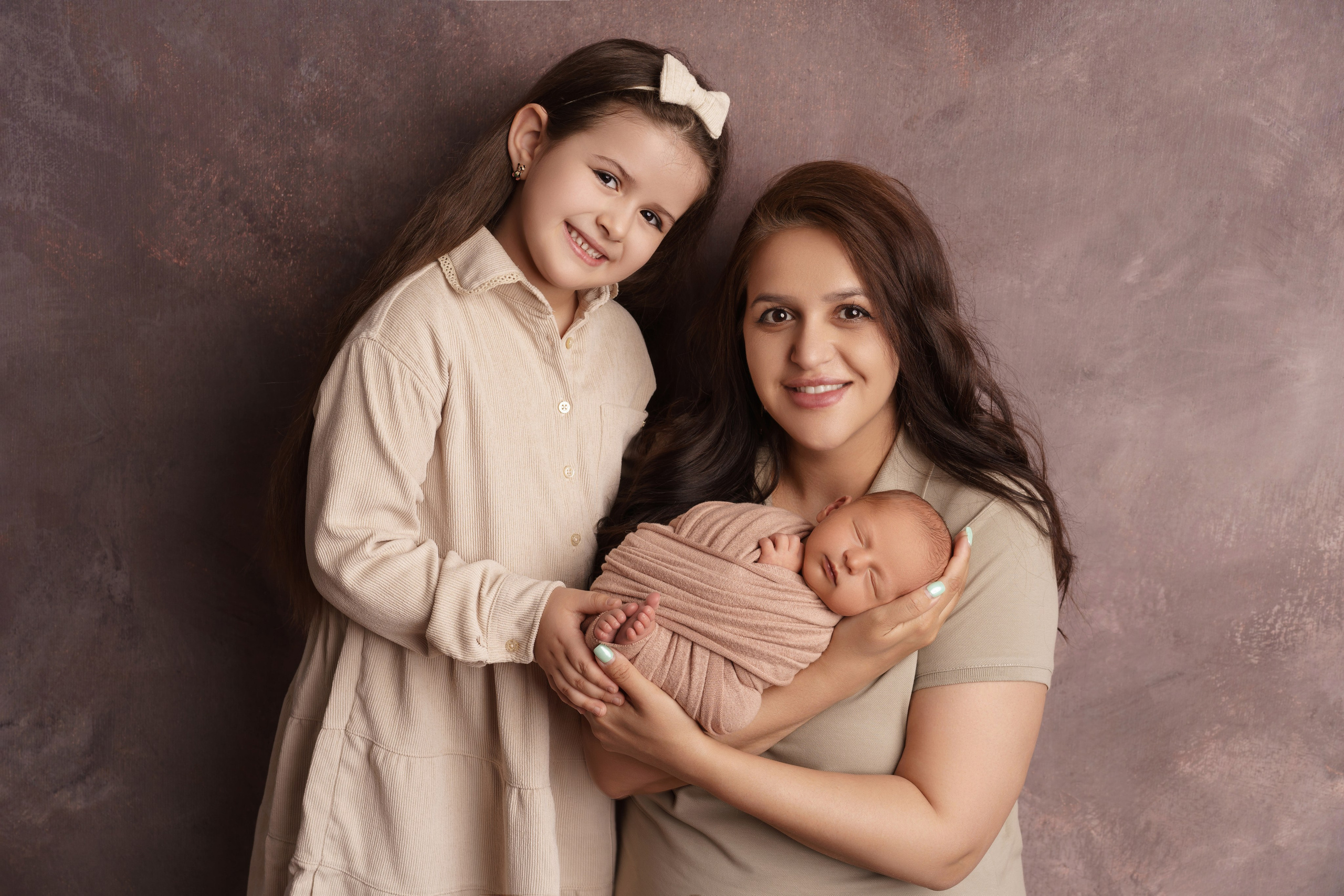 Семейные фотосессии с новорожденными | Трогательные кадры малышей и их близких в Москве и МО. Фотосессия новорожденных в Москве и Московской области | Профессиональный фотограф newborn — Татьяна Иванова