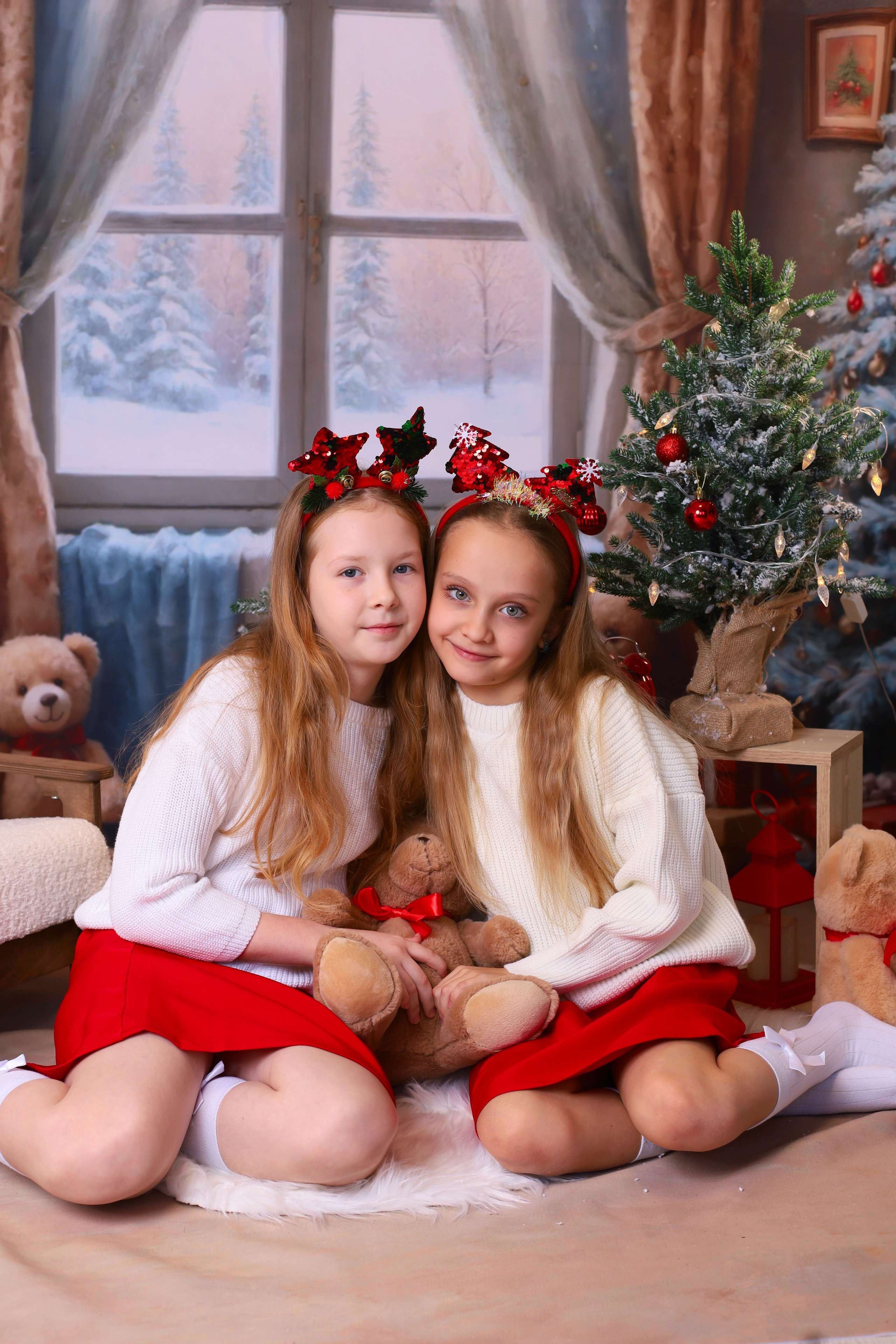 Новый год с мишками. Выпускные альбомы в Таганроге и Ростовской Области