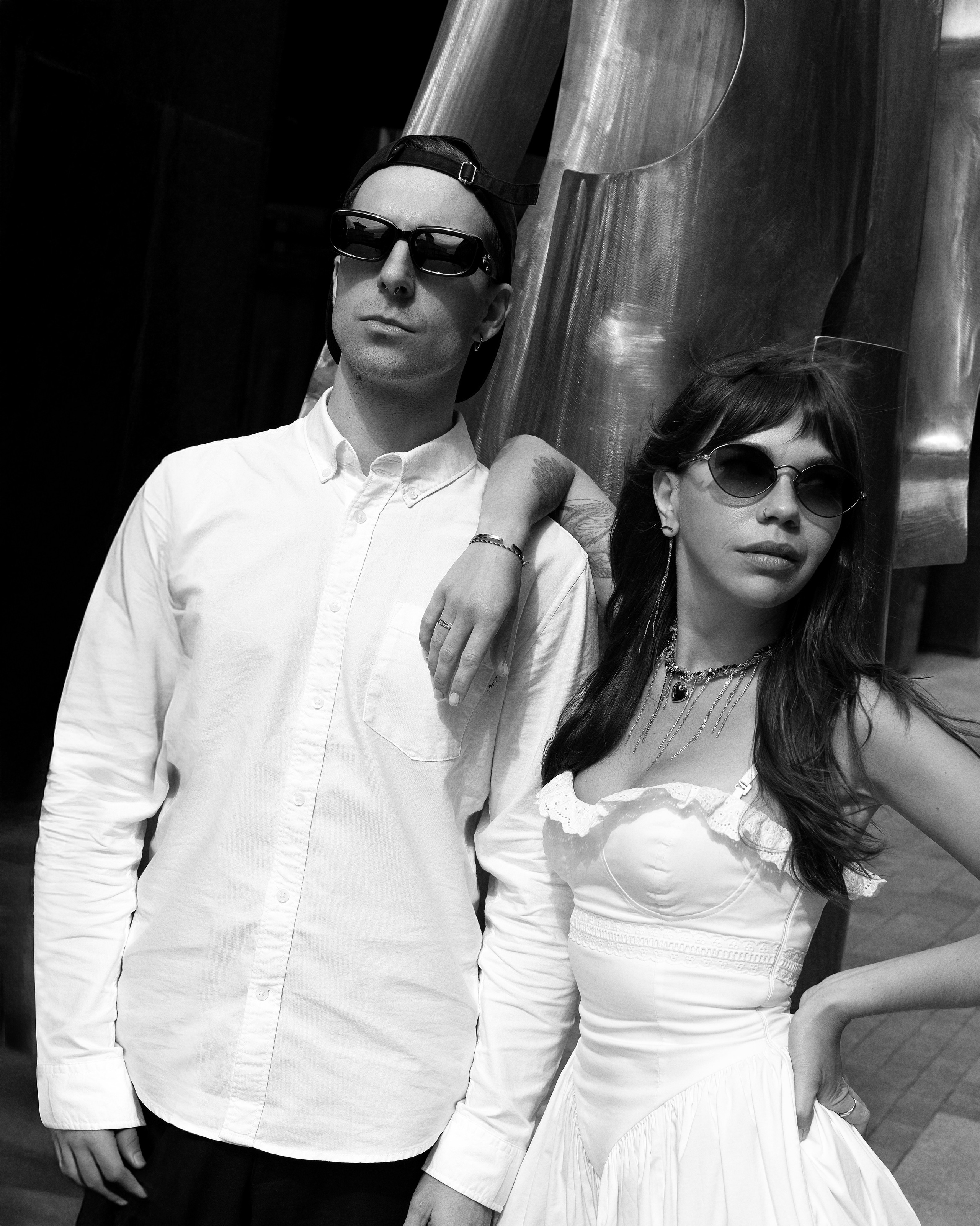 Свадебная Прогулка Виктория и Артем. Портретный Студийный и уличный фотограф Москва. Индивидуальные, Семейные, Беременность, Будуар, Каталог, контент съемки для блога и бизнеса