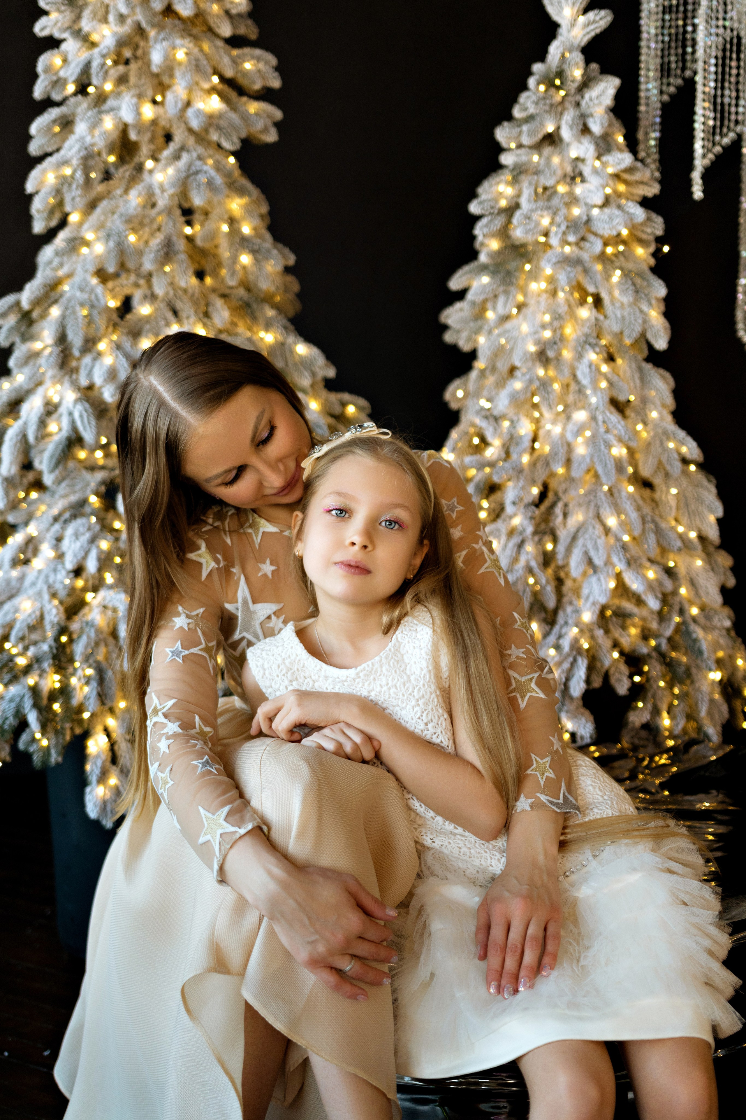 Кристина и Ариша. Елена Задорина