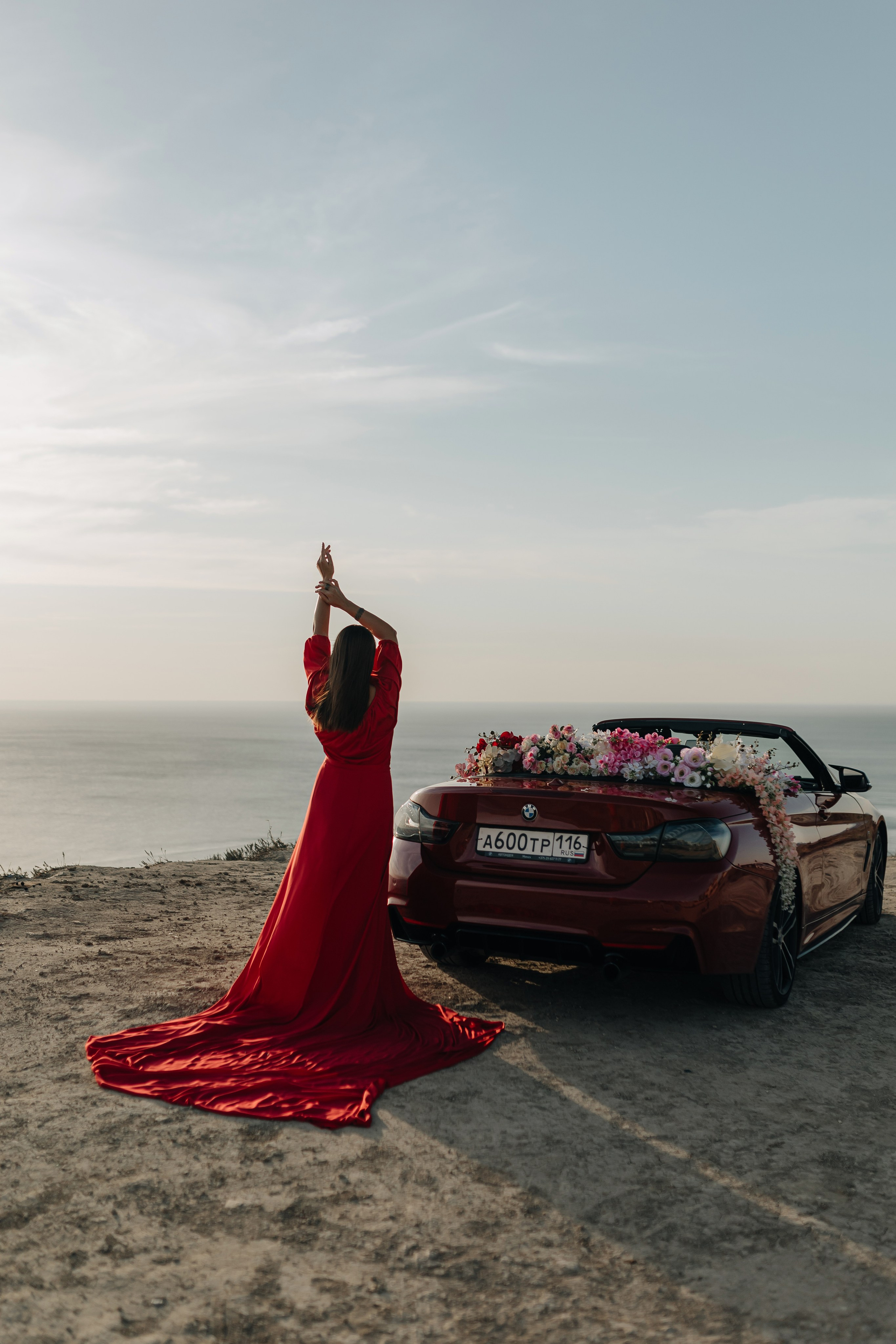 На кабриолете. Фотограф Трифон Мира