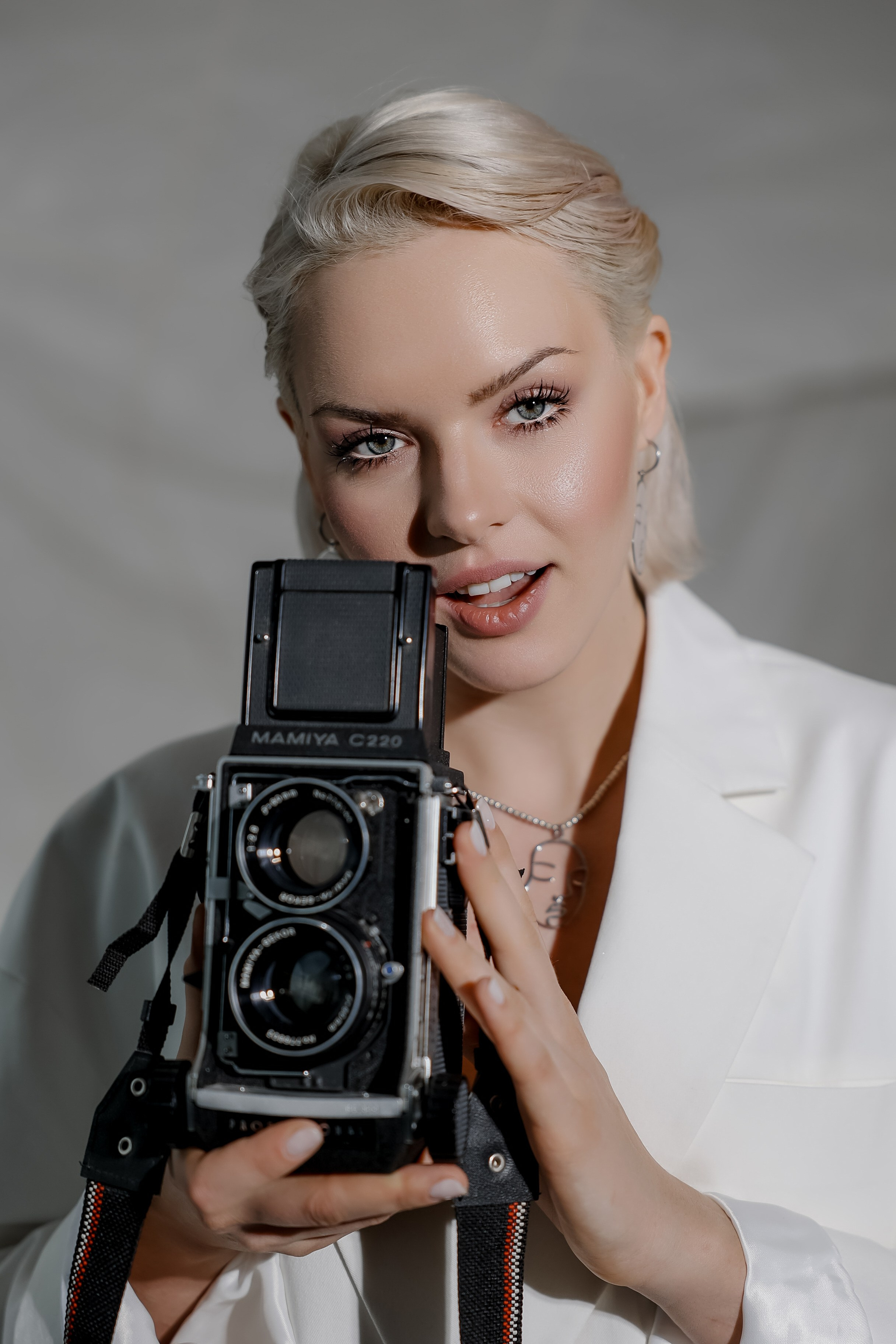 Антон и Дарья утро невесты. Свадебный, репортажный, фотограф Москва и Московская область