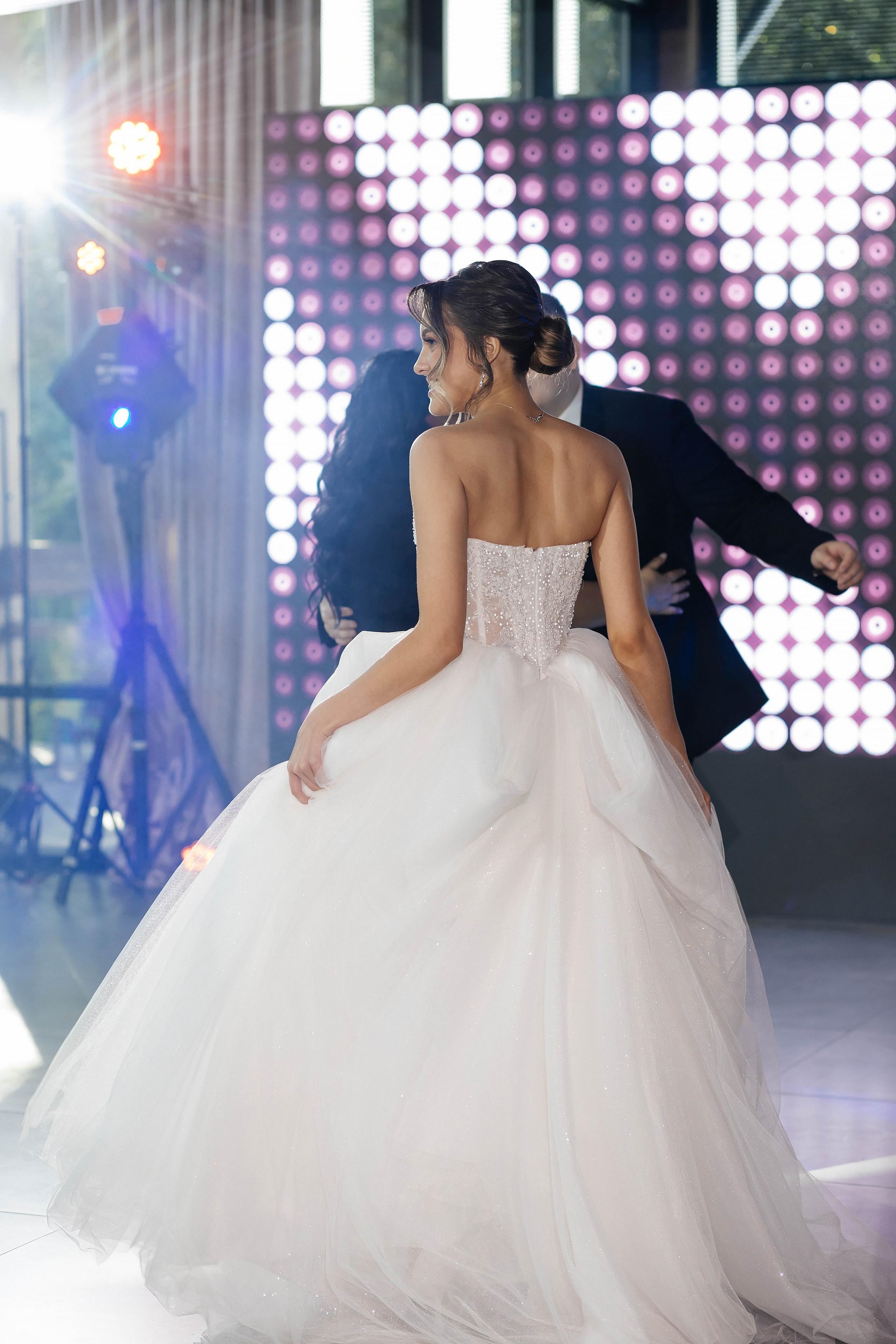 Свадебная история. Лесной Виладж. Свадебный и семейный фотограф Рассказова Виктория