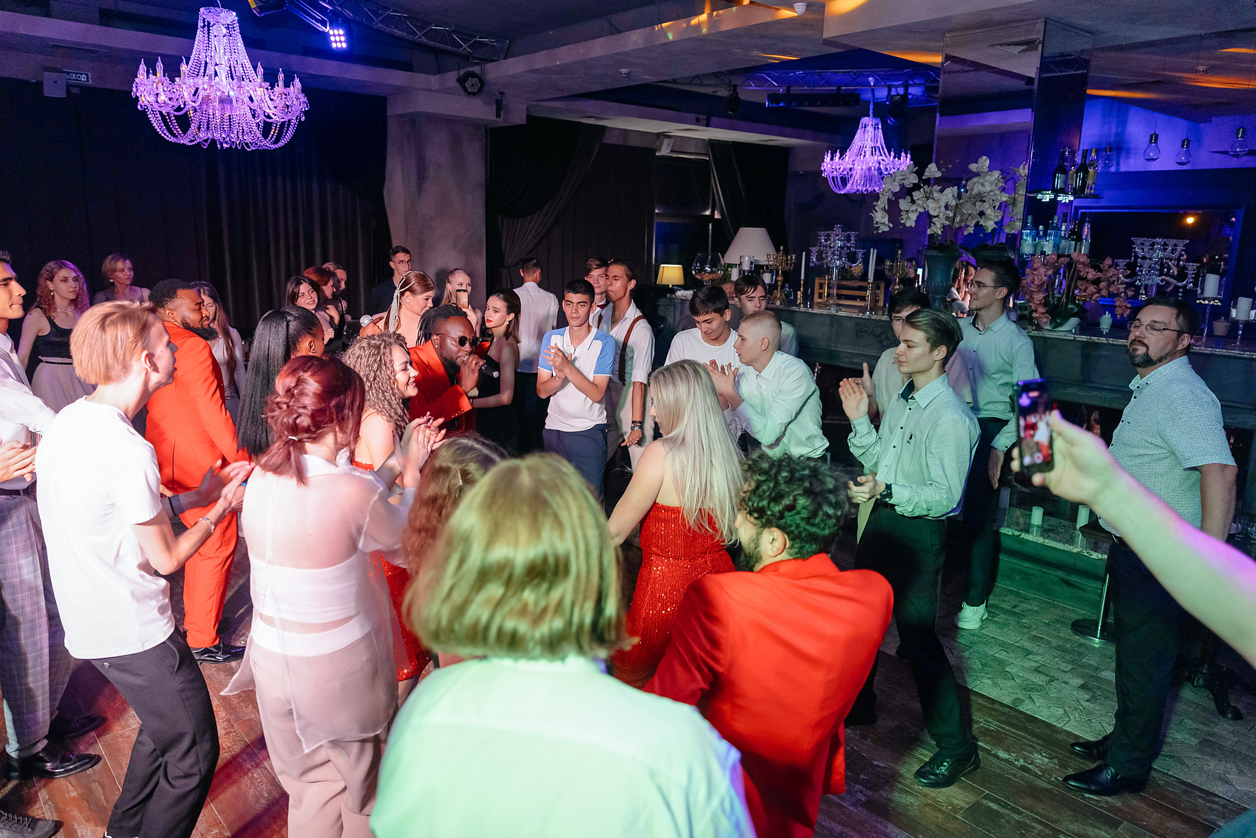 11 класс Гимназия 69. Фотограф и Видеограф в Краснодаре Юлия Солодченко