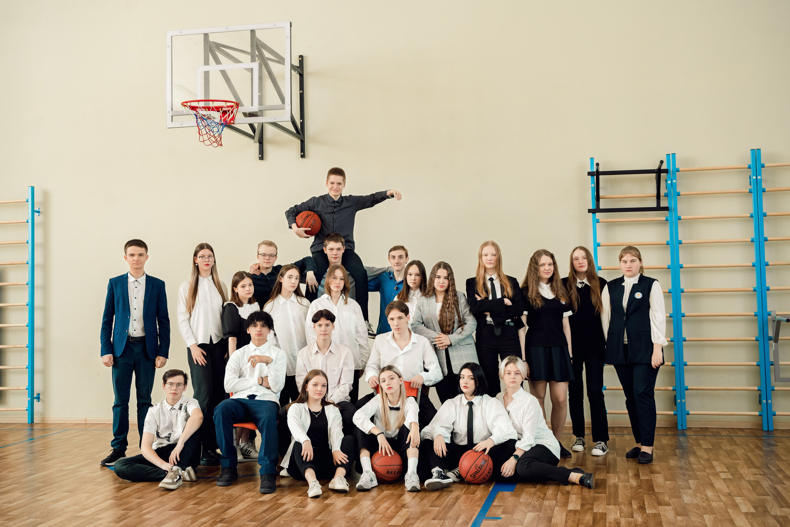 ФОТО СТАРШАЯ ШКОЛА. Выпускные альбомы ДНР, Донецк