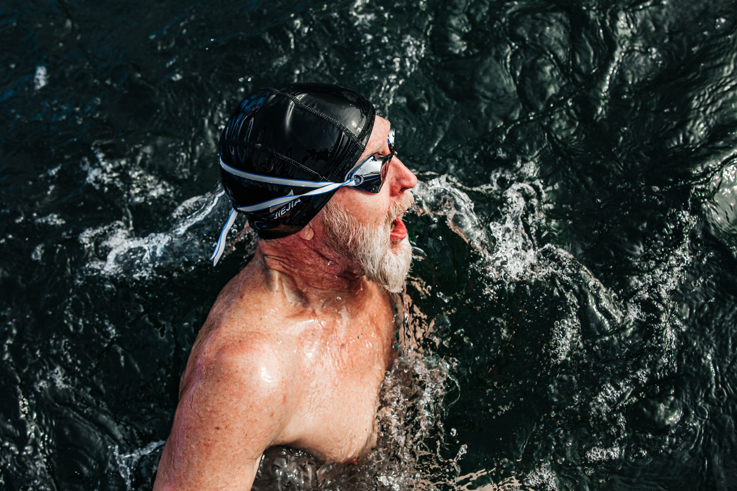 Winter Swimming. Maxim Tsoy Photography
