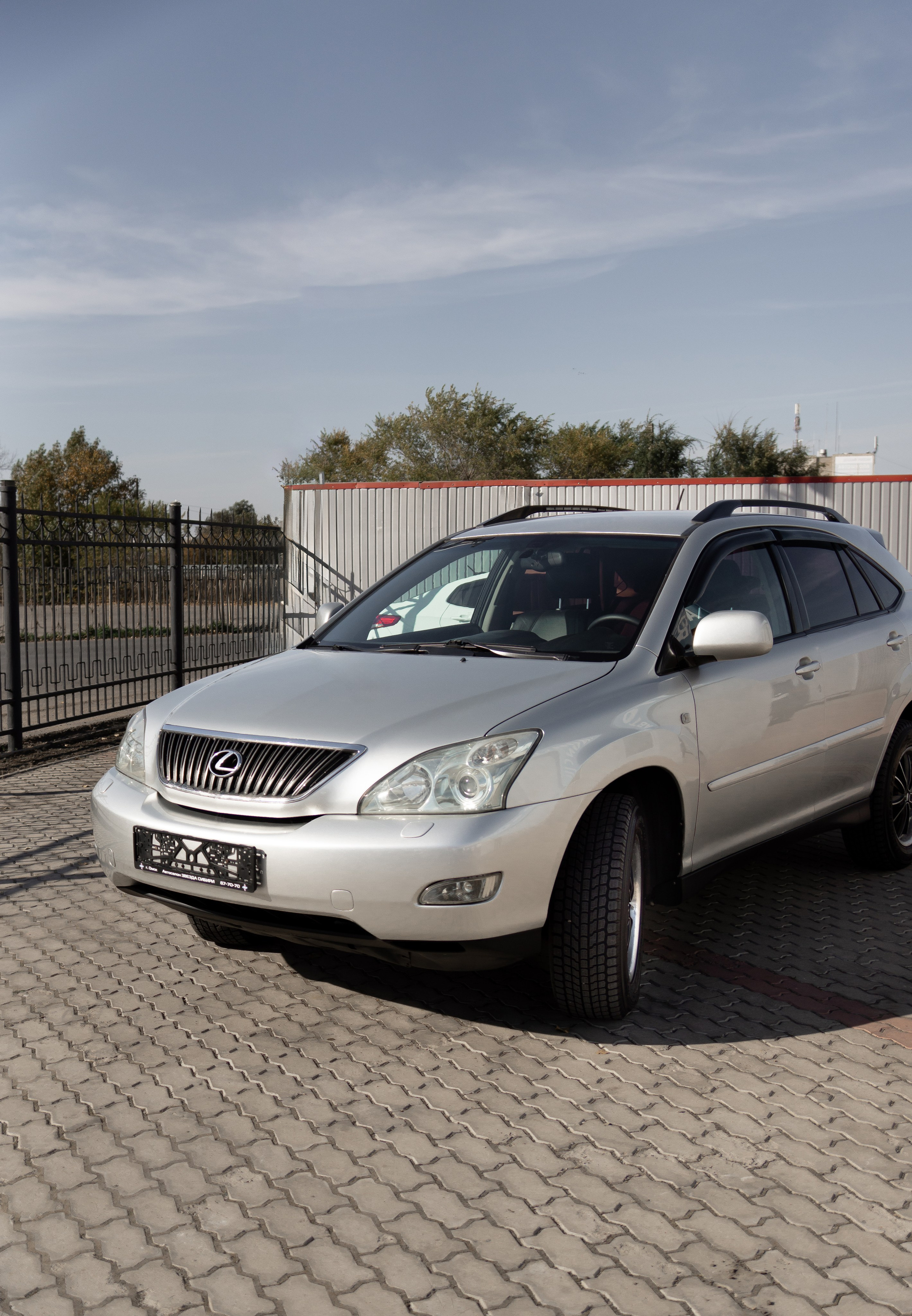 Съёмка для автосалона «Звезда Сибири». Женский фотограф Омск, Екатерина Петрова