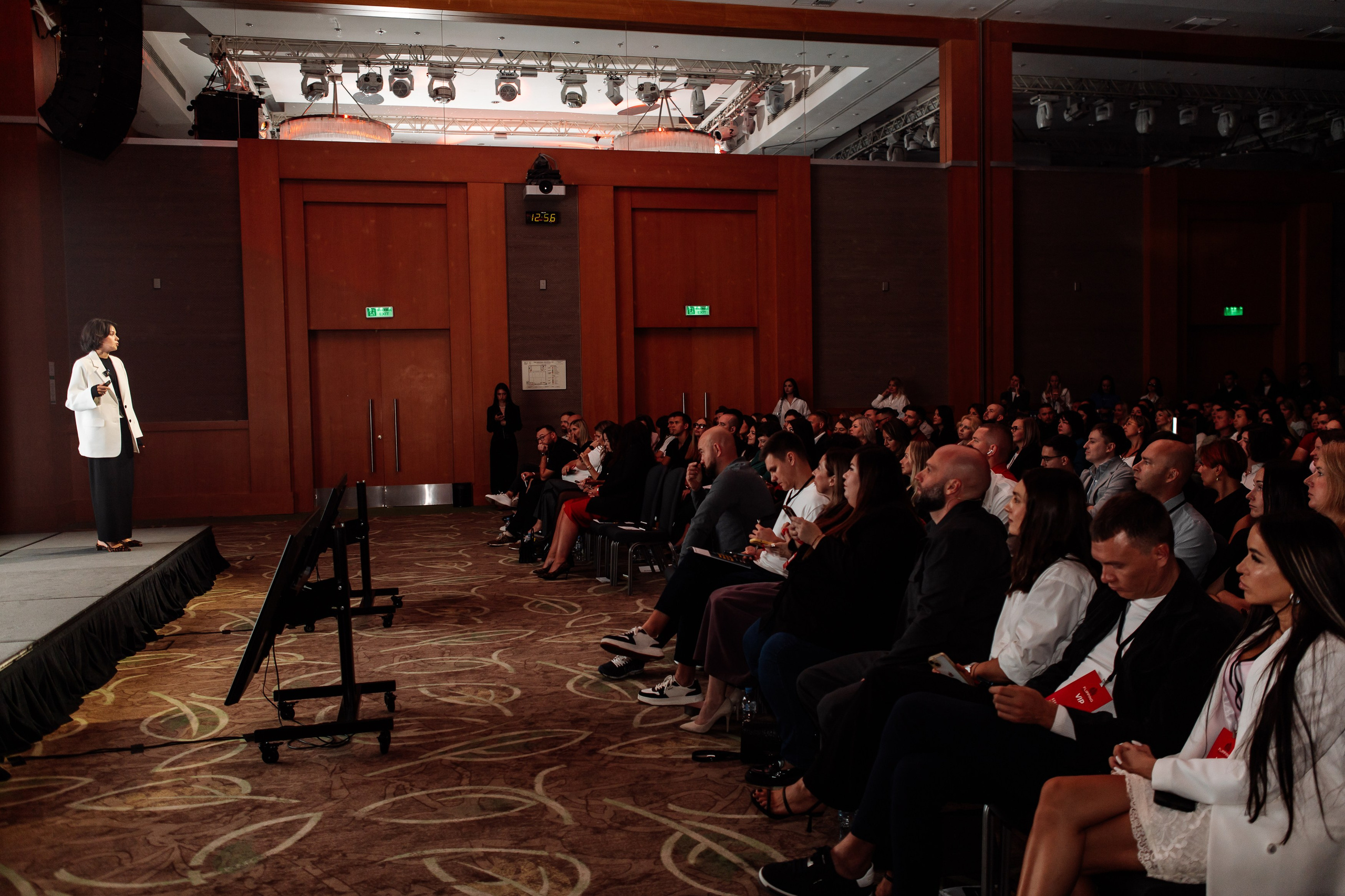 Конференция по флиппингу с Оскаром Хартманом. Свадебный, репортажный фотограф в Москве Татьяна Семина