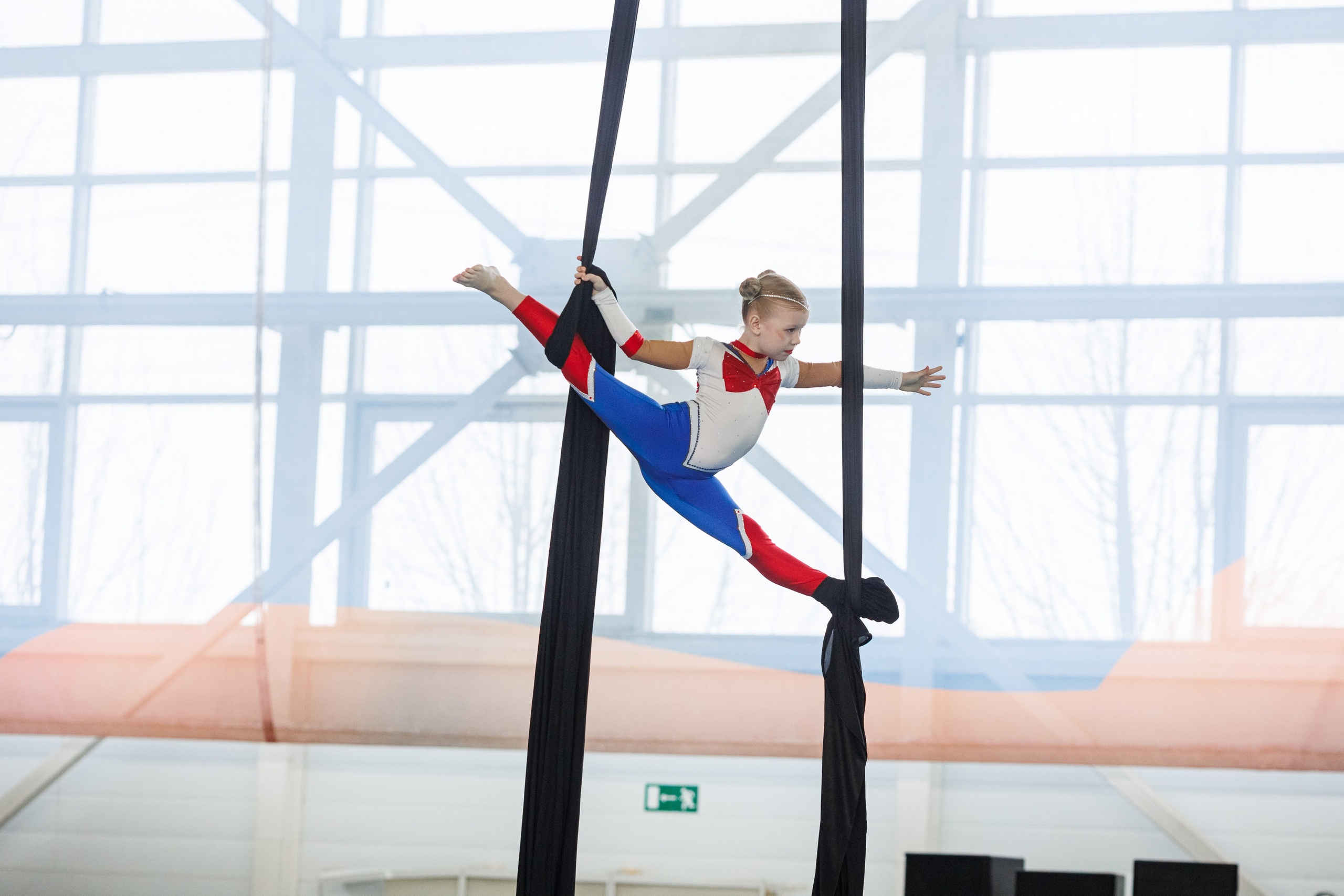 Воздушная гимнастика. Фотограф Шейдаев Эмин г. Волгоград