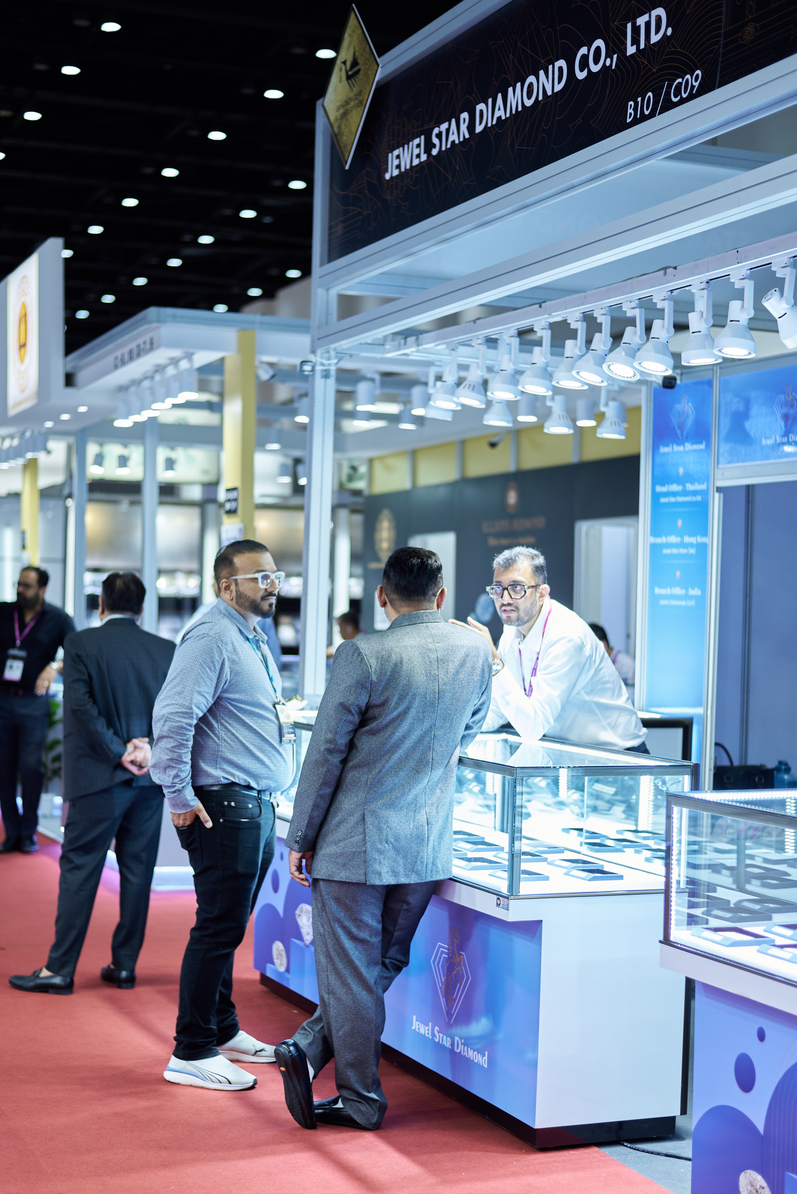 BANGKOK GEMS & JEWELRY FAIR. Photographer Bangkok — Pattaya | фотограф Бангкок — Паттайа