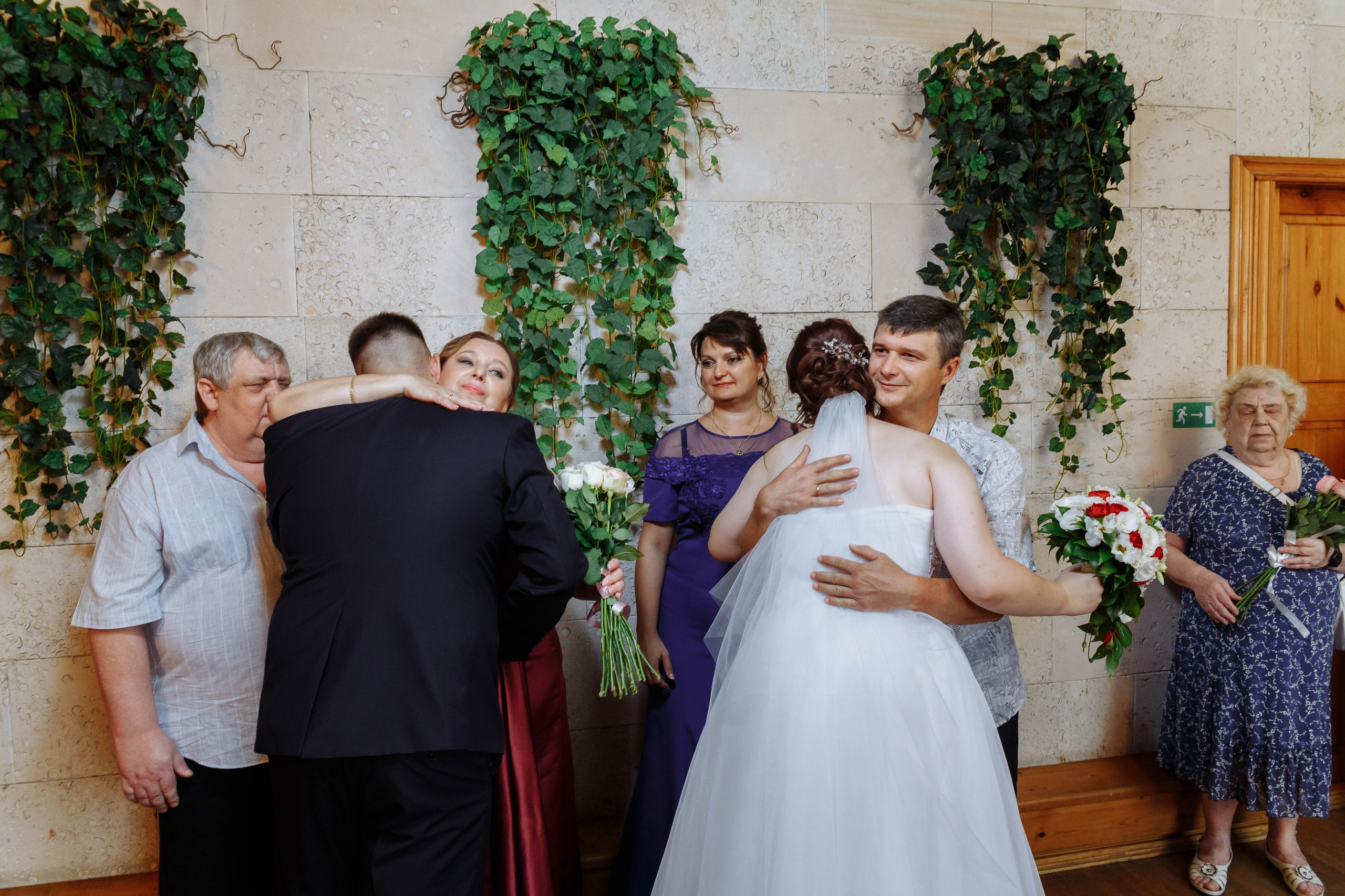 Татьяна и Виктор: настоящая русская свадьба. Событийный фотограф Максим Бескоровайновнов