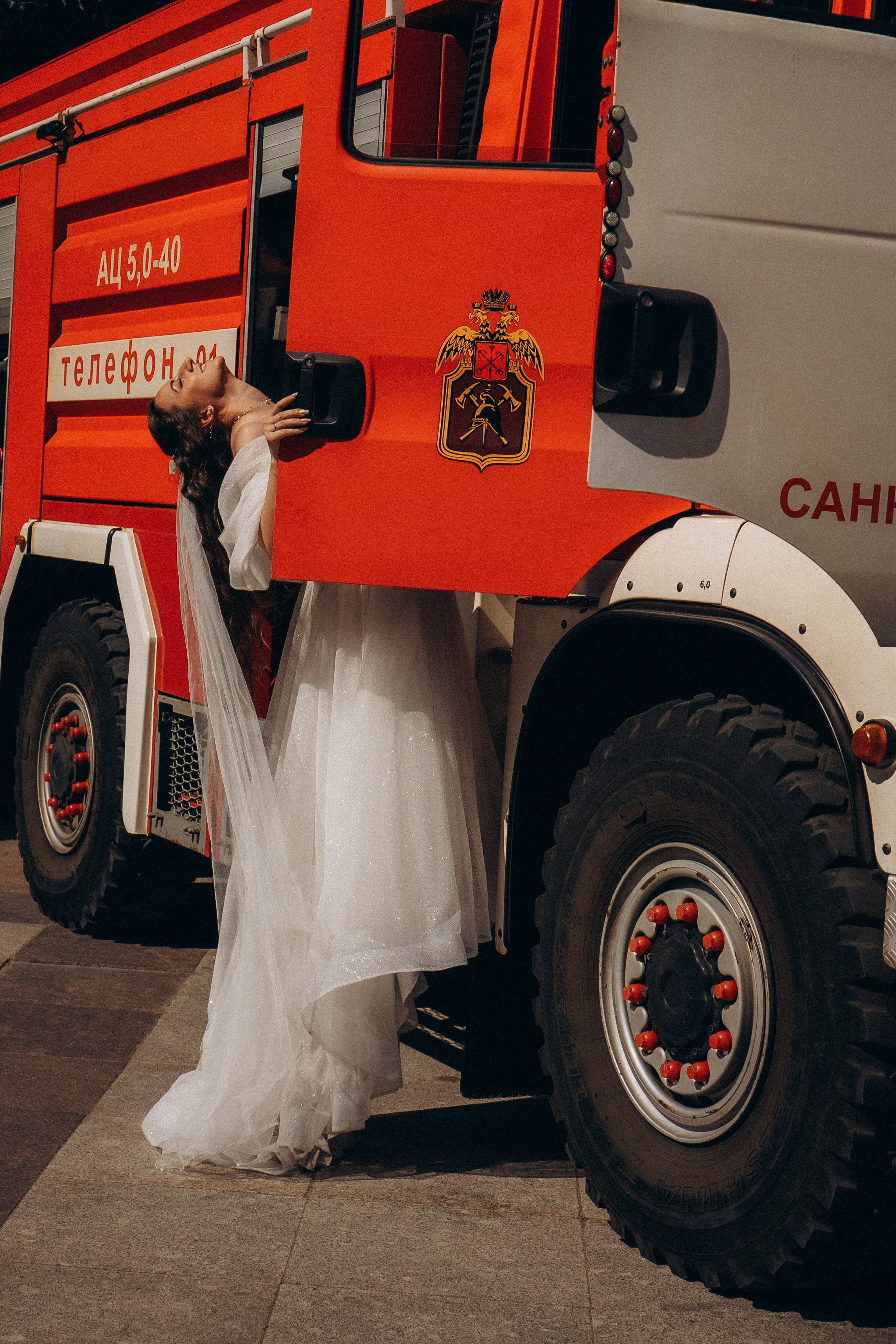 СВАДЕБНАЯ СЬЕМК В ПАРКЕ 300-ЛЕТИЯ. Профессиональный фотограф, Санкт-Петербург — Виктория Богомолова